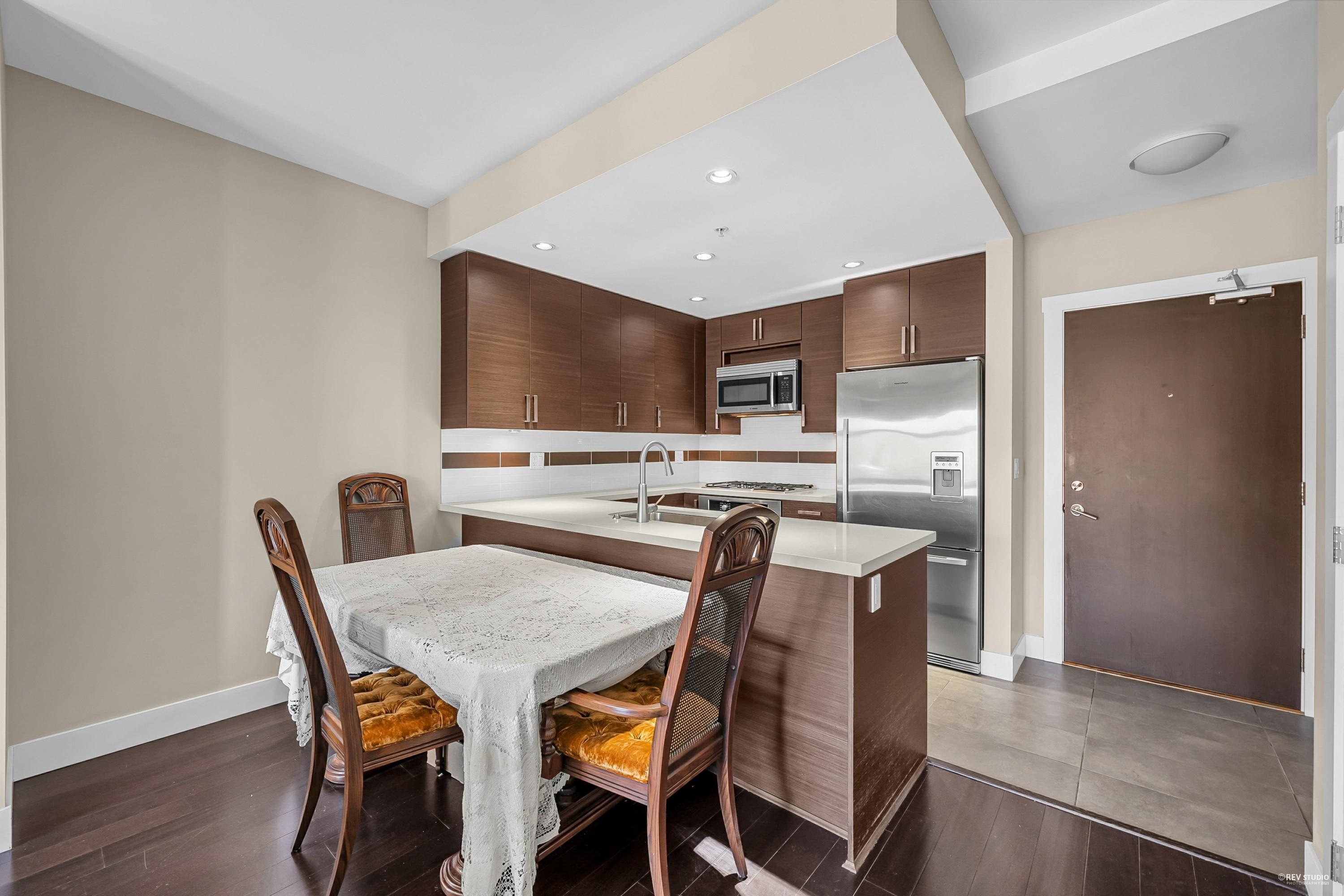 301 4710 HASTINGS STREET, R3166275, BC,