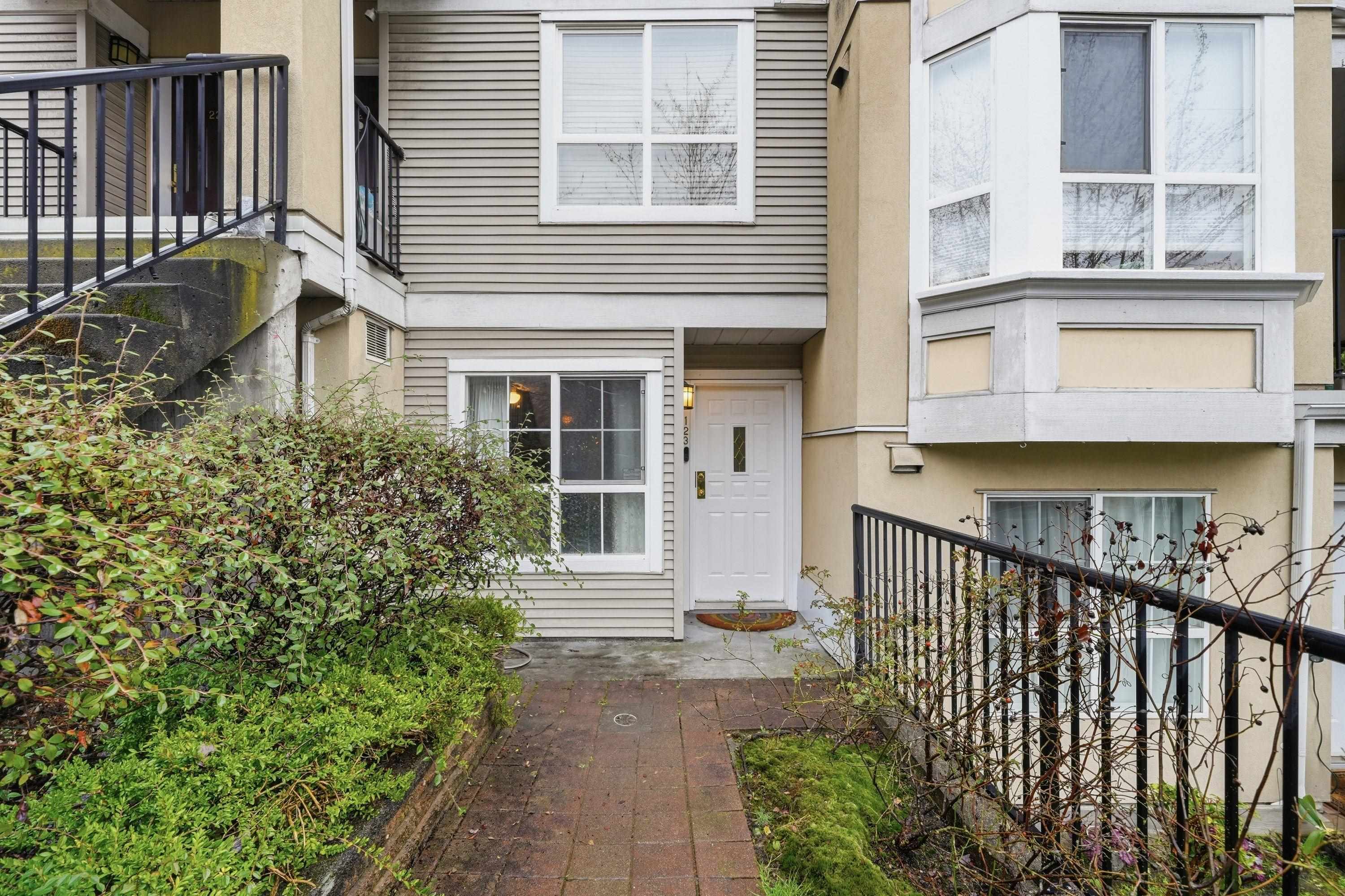 123 253 CASEY STREET, R3166303, BC,