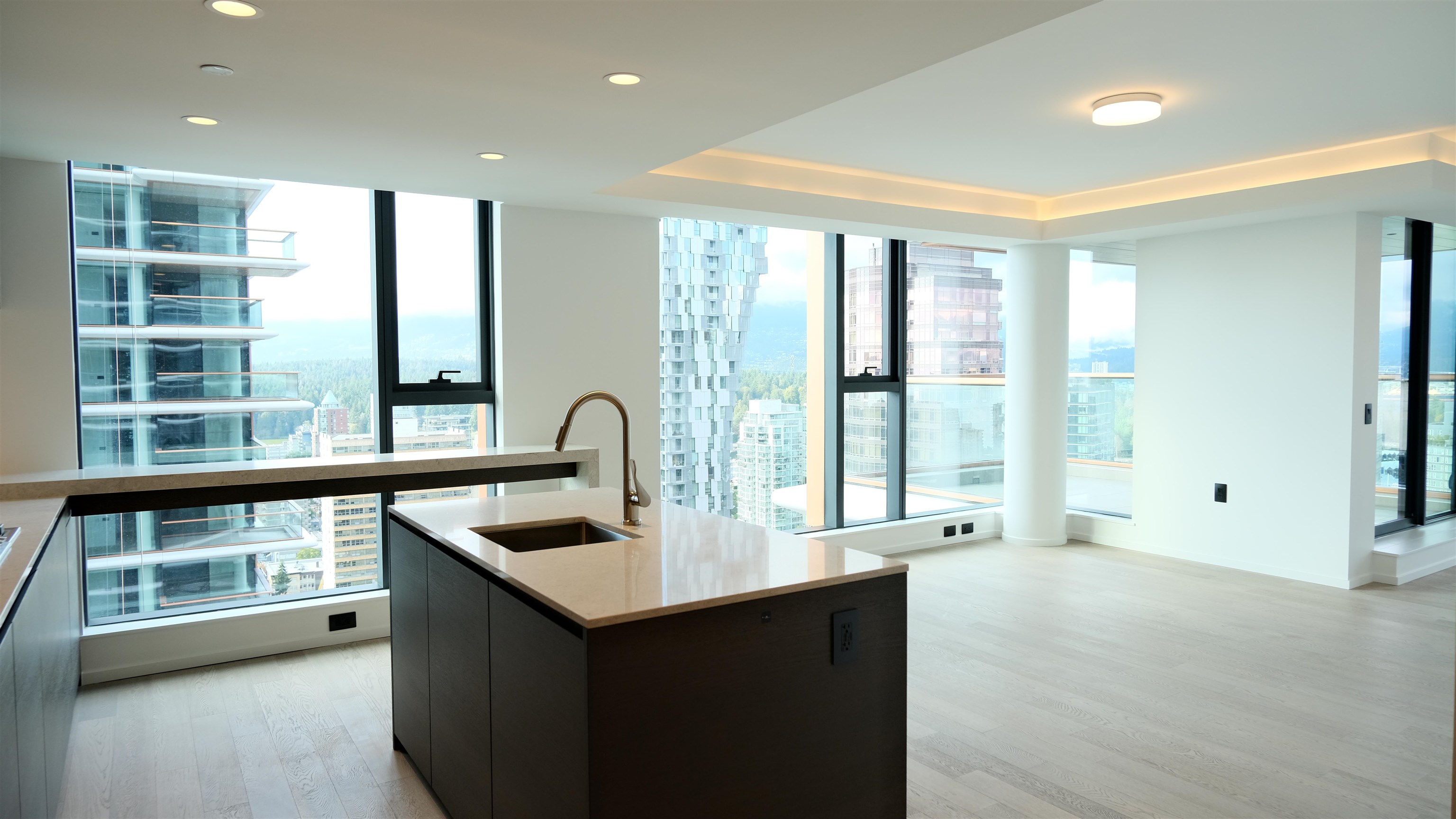 2xxx 1408 ROBSON STREET, R3166317, BC,
