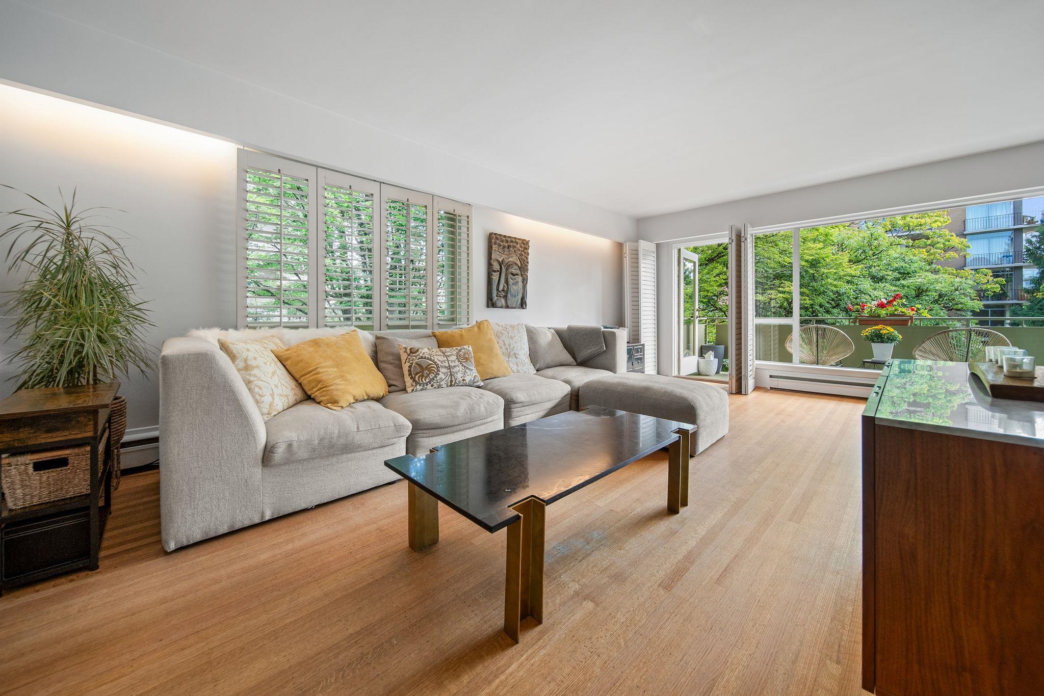 204 5475 VINE STREET, R3166468, BC,
