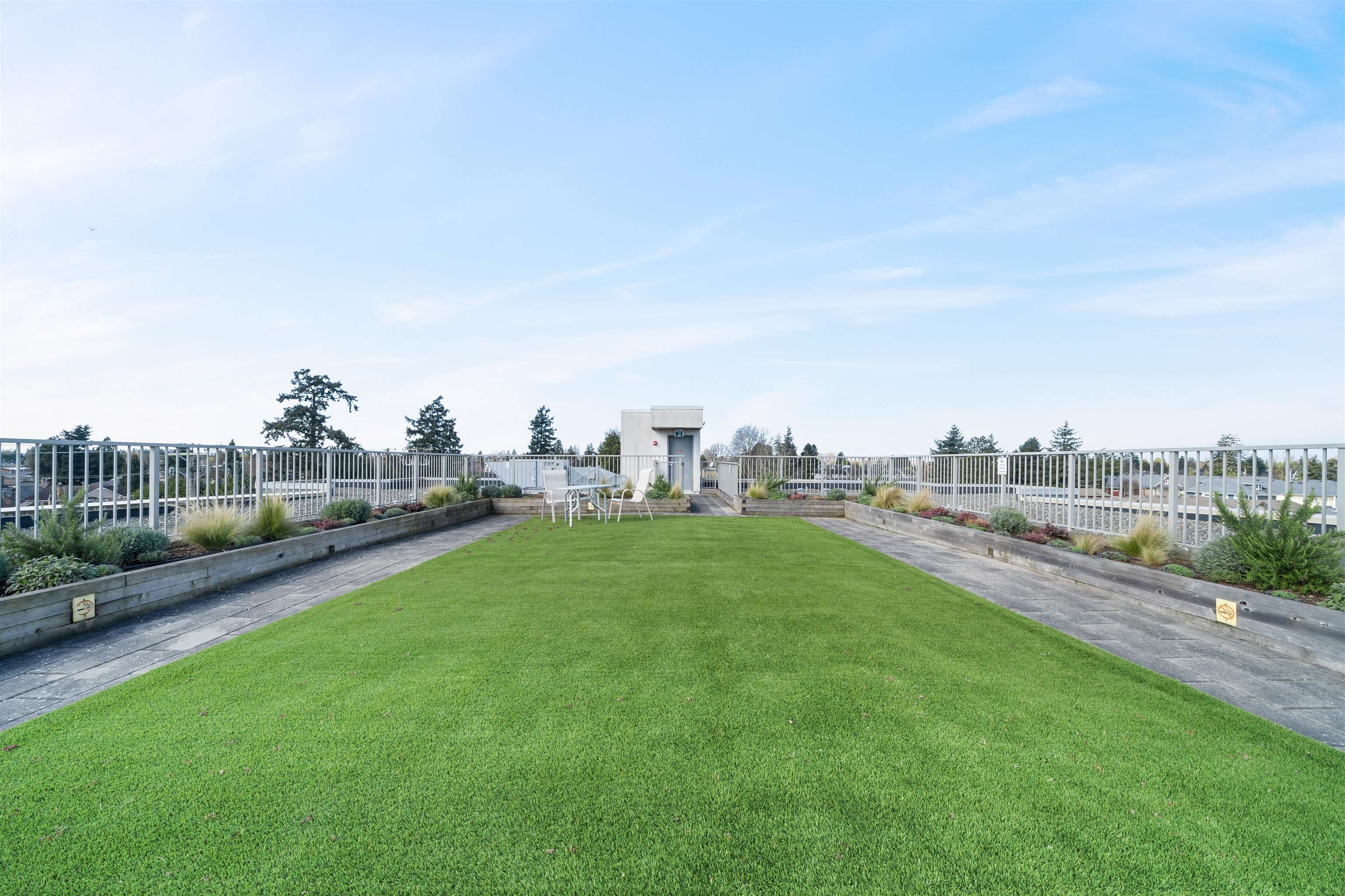 208 4815 55B STREET, R3166499, BC,