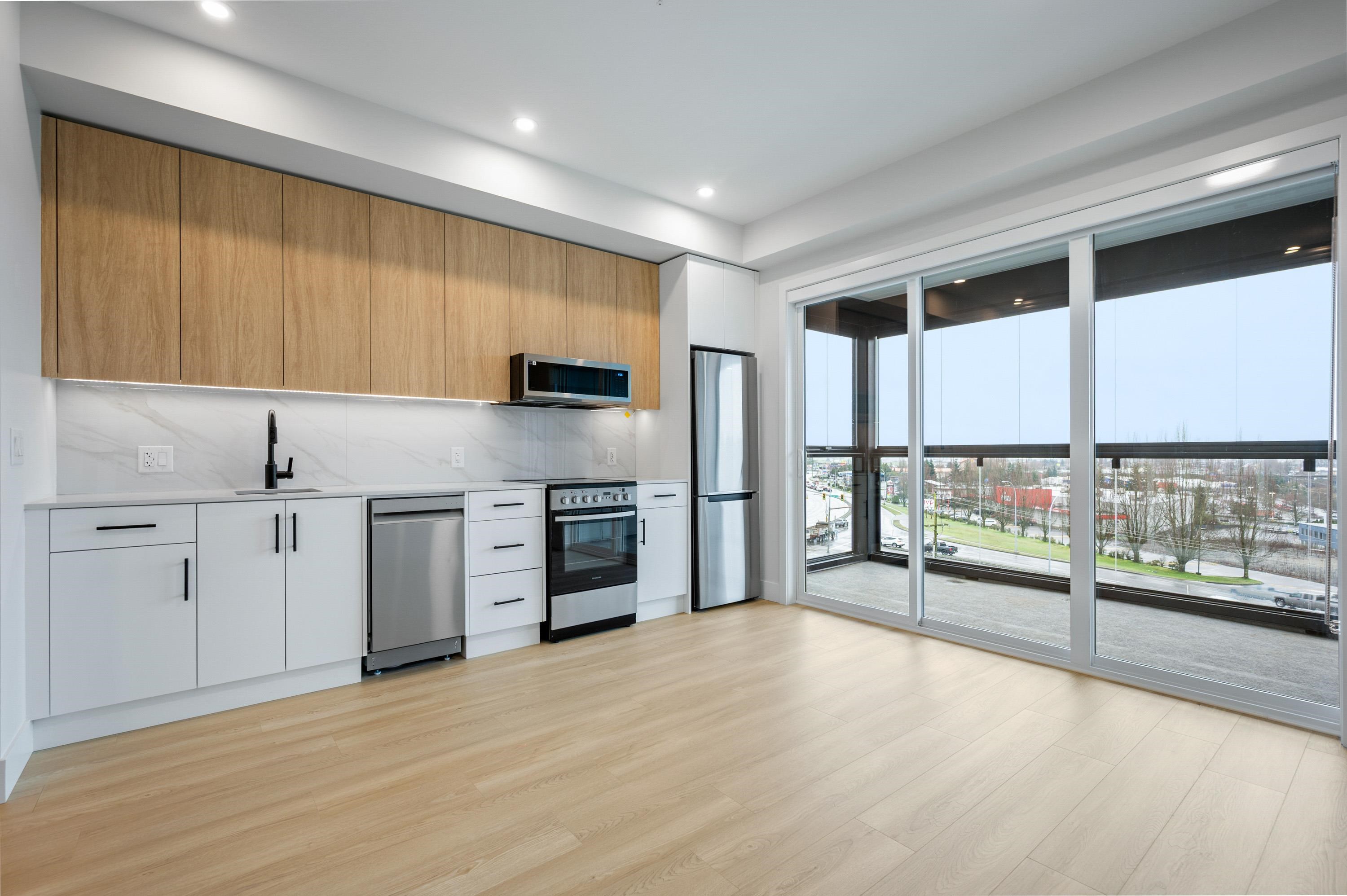 208 34385 GLADYS AVENUE, R3166501, BC,