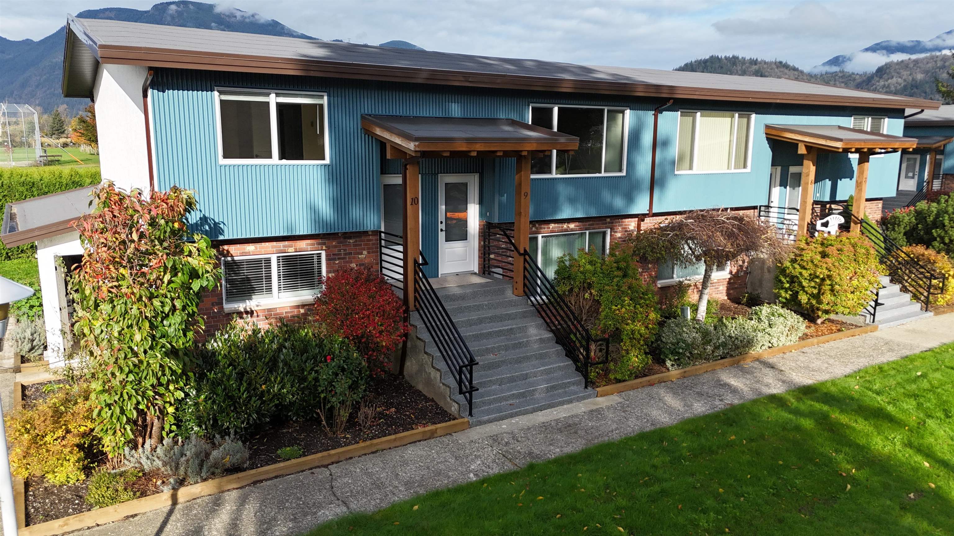 7 1725 BEAMAN DRIVE, R3166513, BC,