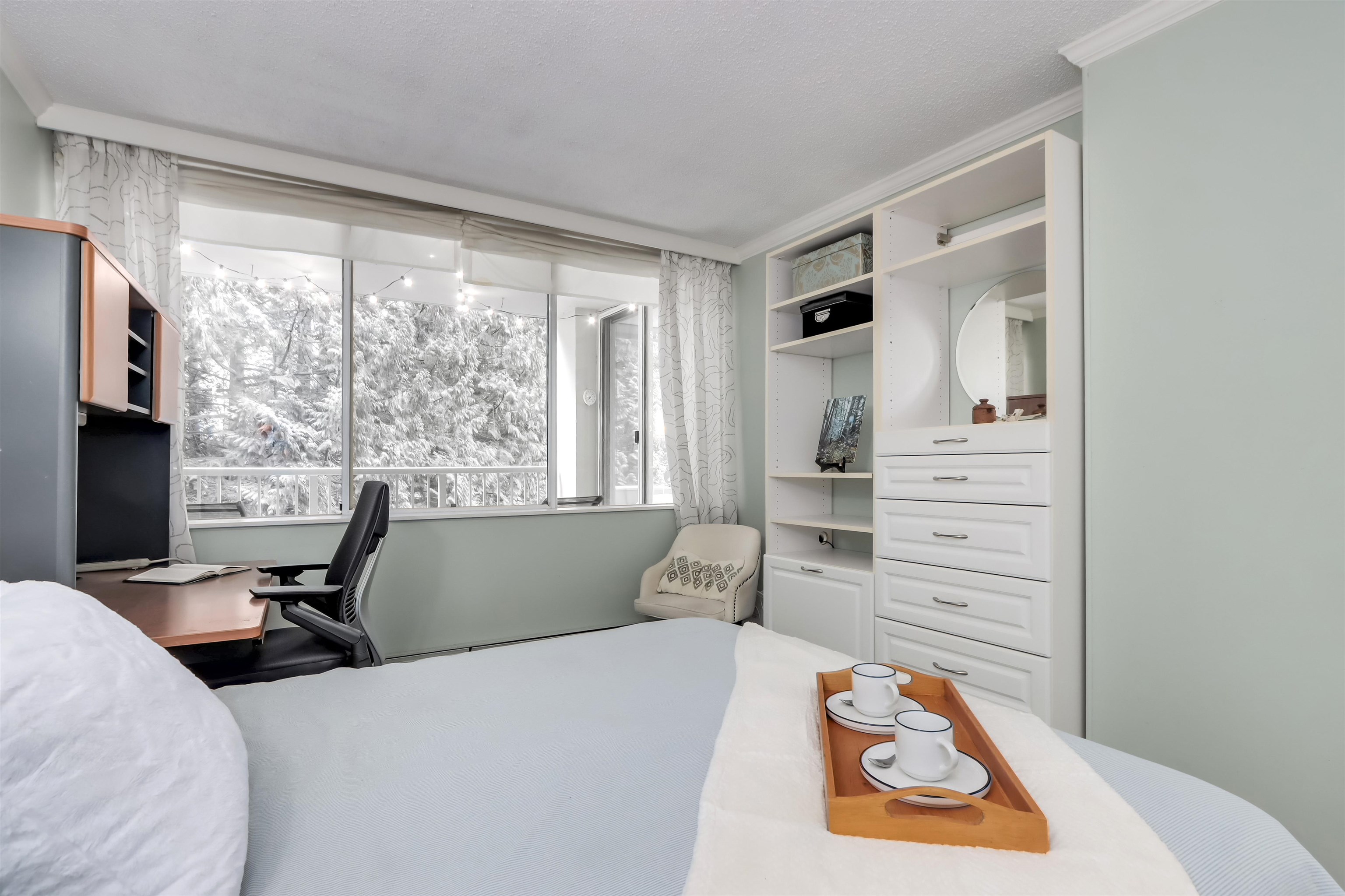 303 2004 FULLERTON AVENUE, R3166531, BC,