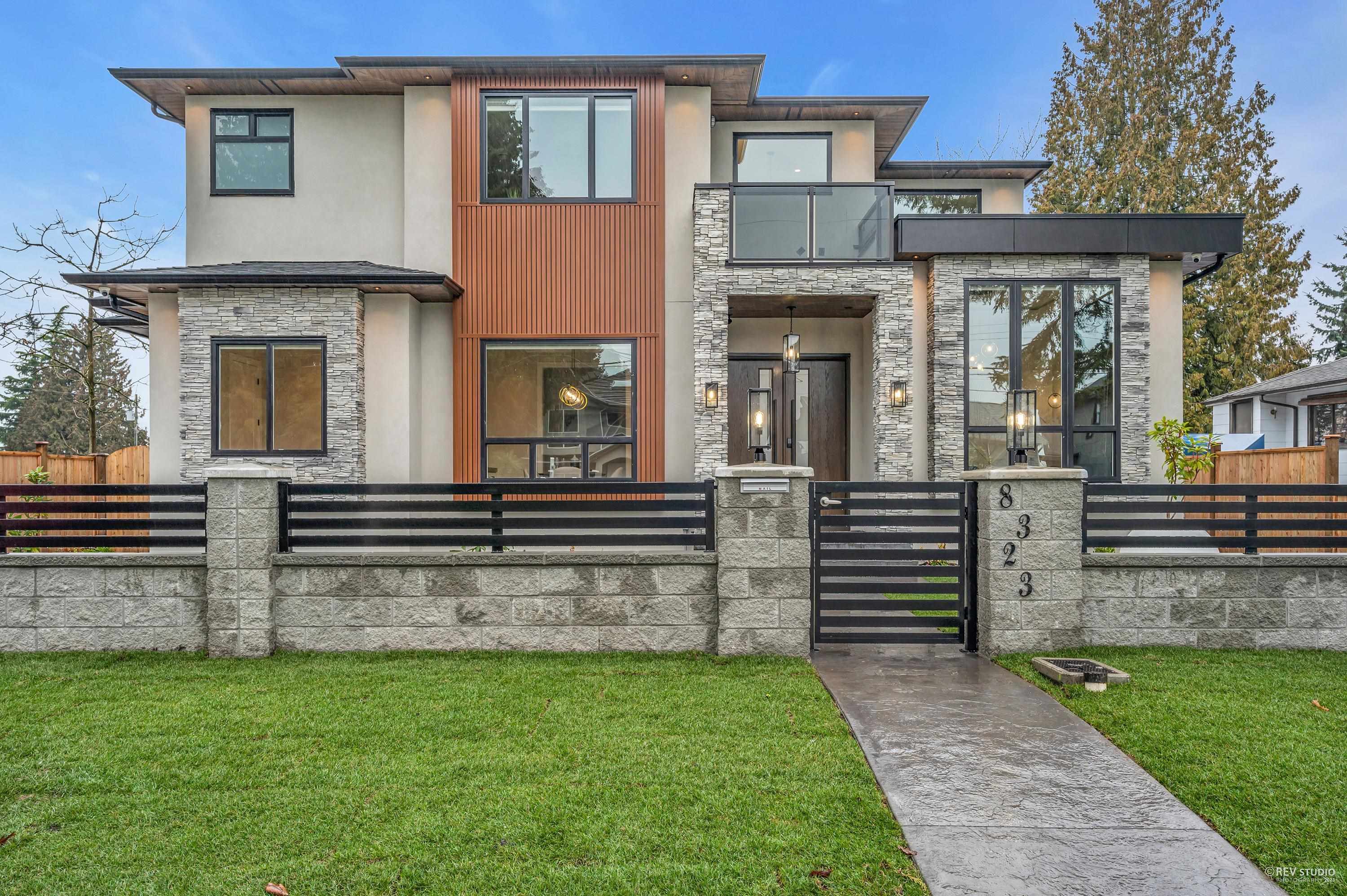 8323 14TH AVENUE  BURNABY, Burnaby BC V3N 2C2, R3166598, BC,