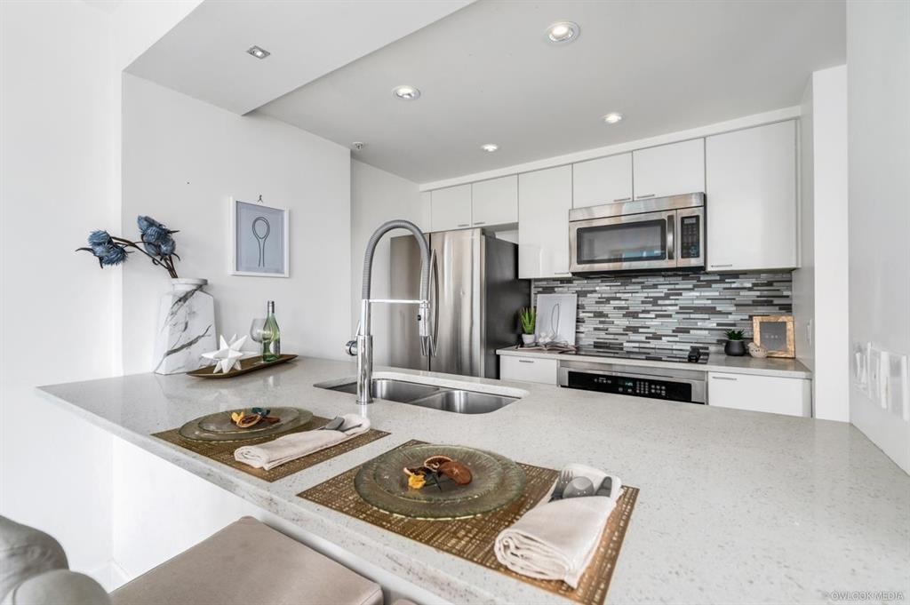 9xx 1200 ALBERNI STREET, R3166626, BC,