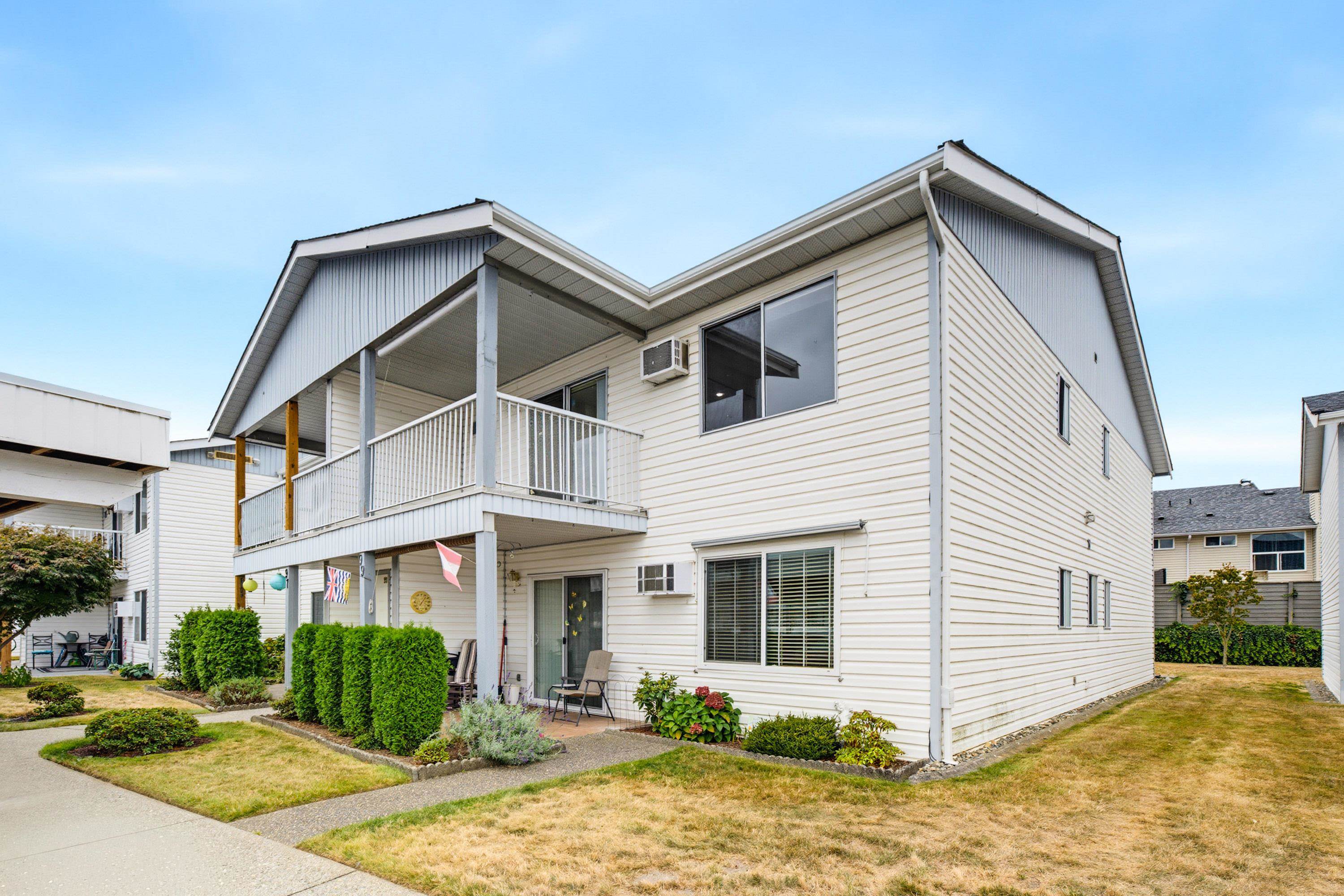 100 32691 GARIBALDI DRIVE, R3166678, BC,