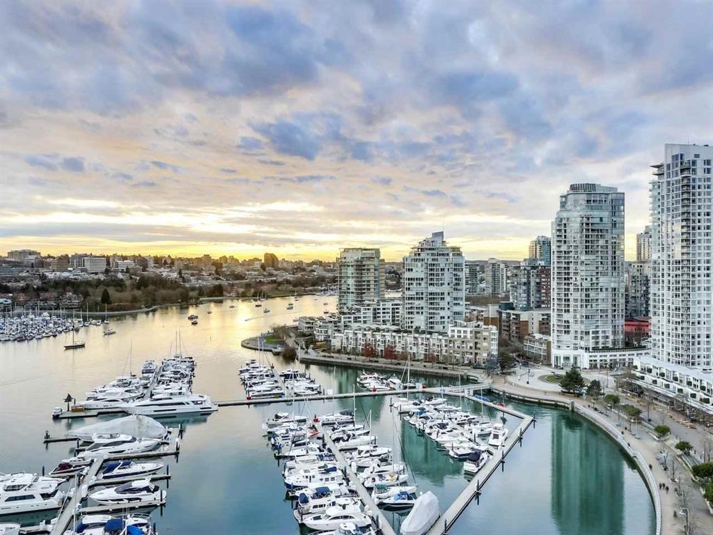 2706 1033 MARINASIDE CRESCENT, R3166710, BC,
