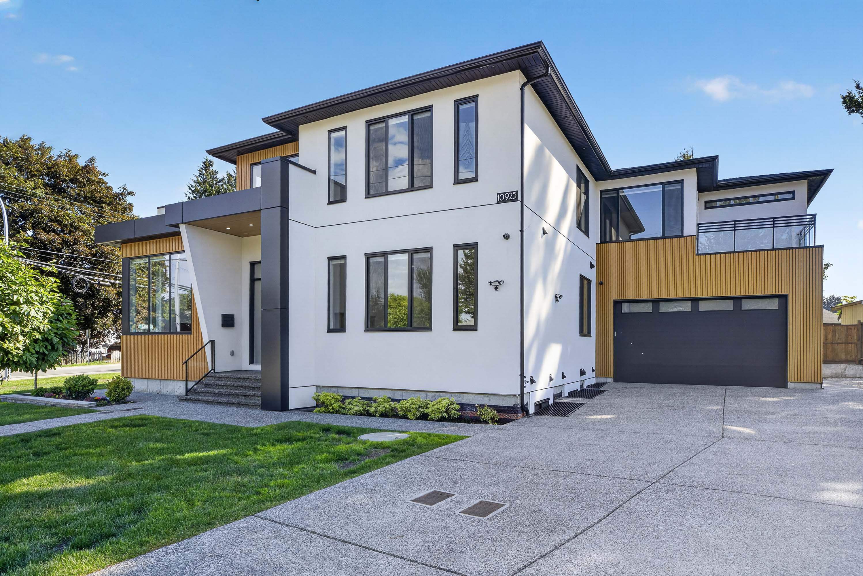 10925 ORIOLE DRIVE, Surrey BC V3R 5A4, R3166862, BC,