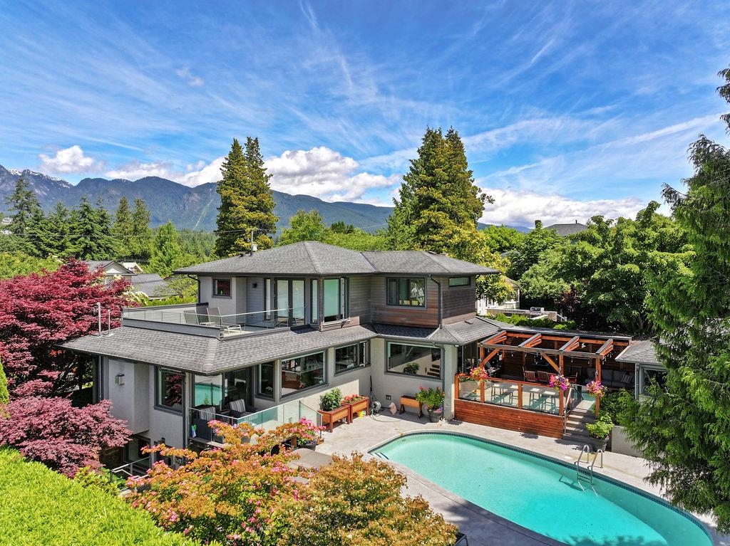990 JEFFERSON AVENUE, West Vancouver BC V7T 2A4, R3166870, BC,