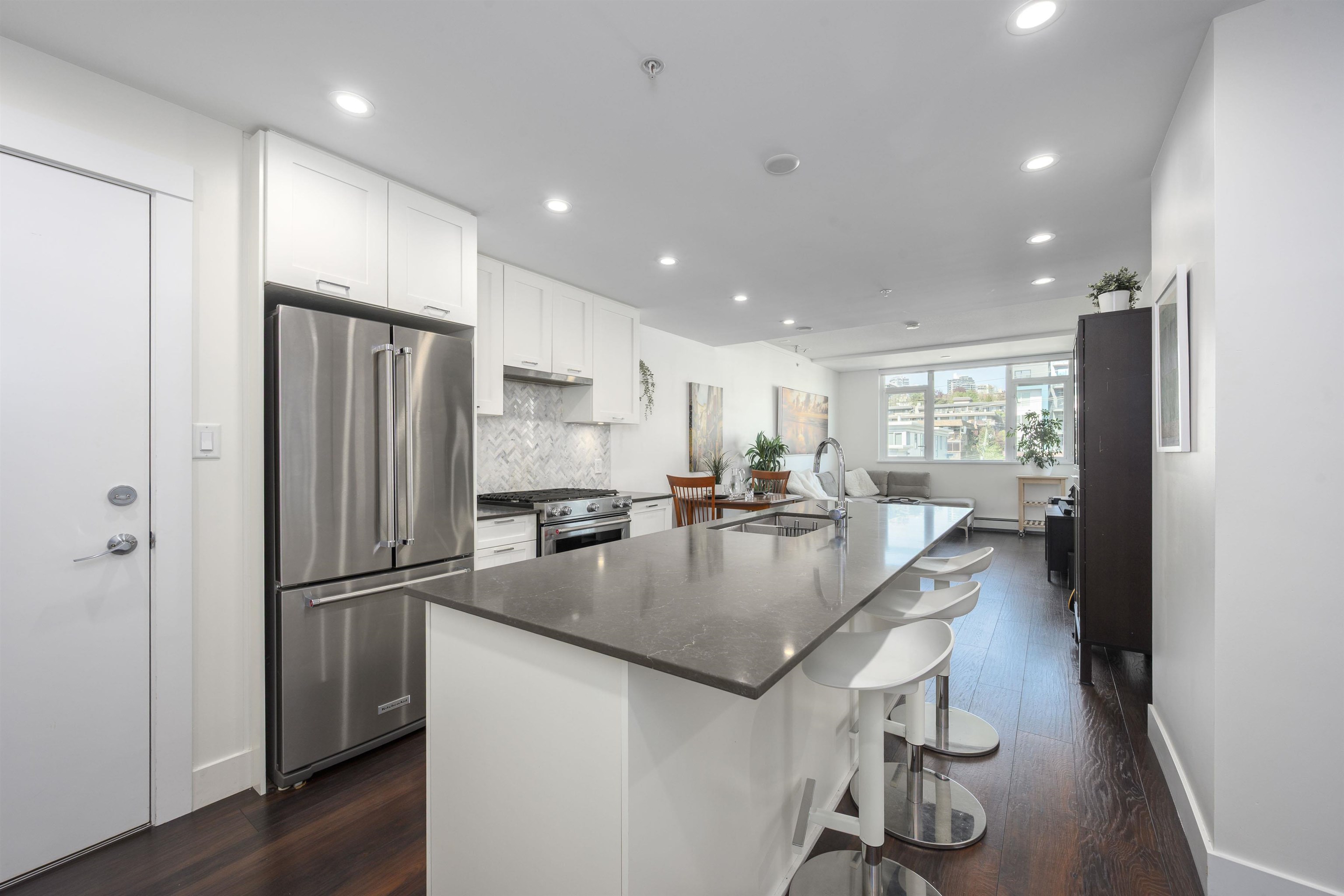 504 131 3RD STREET, R3167014, BC,