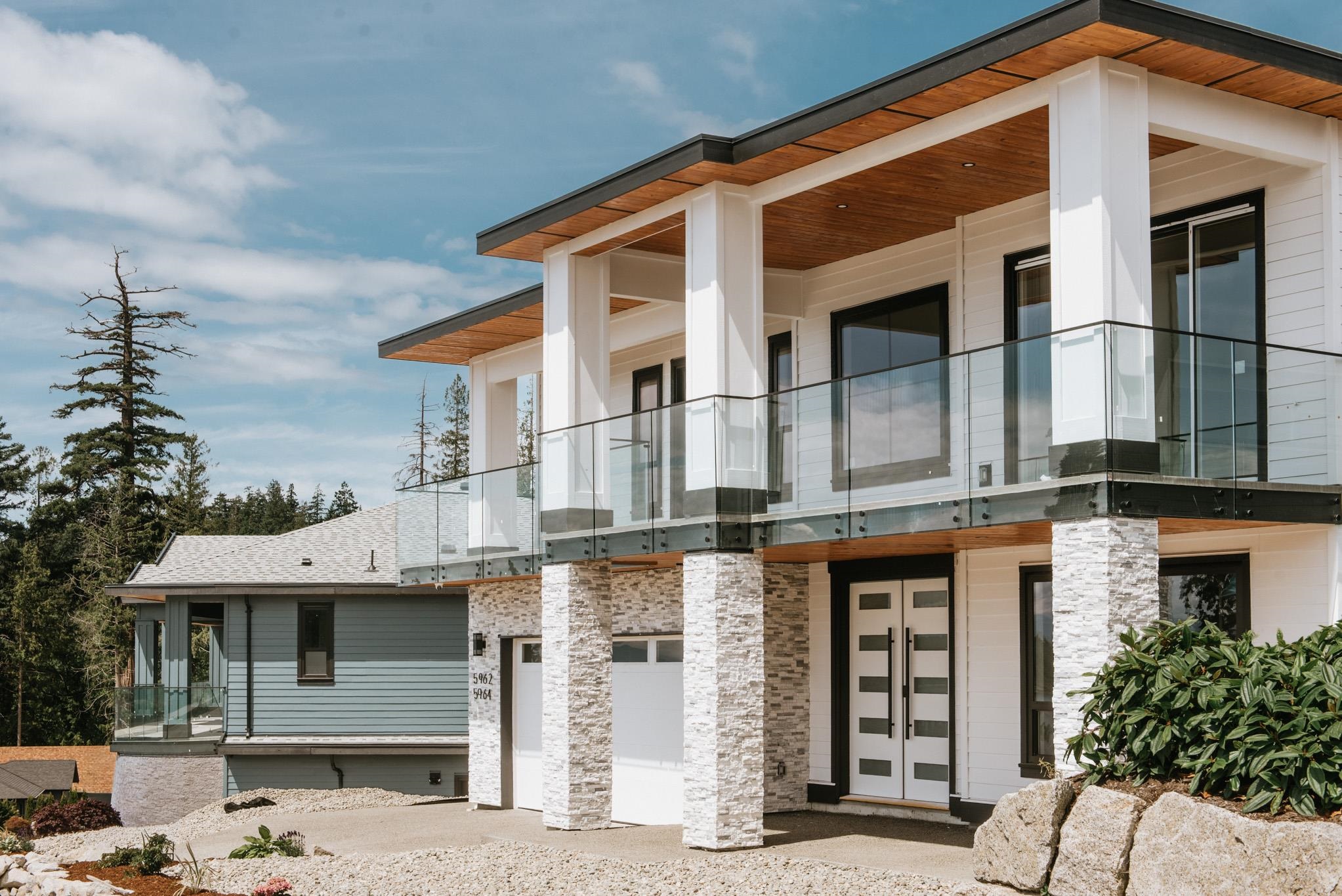 5962/64 BARNACLE STREET, Sechelt BC V7Z 0V4, R3167018, BC,