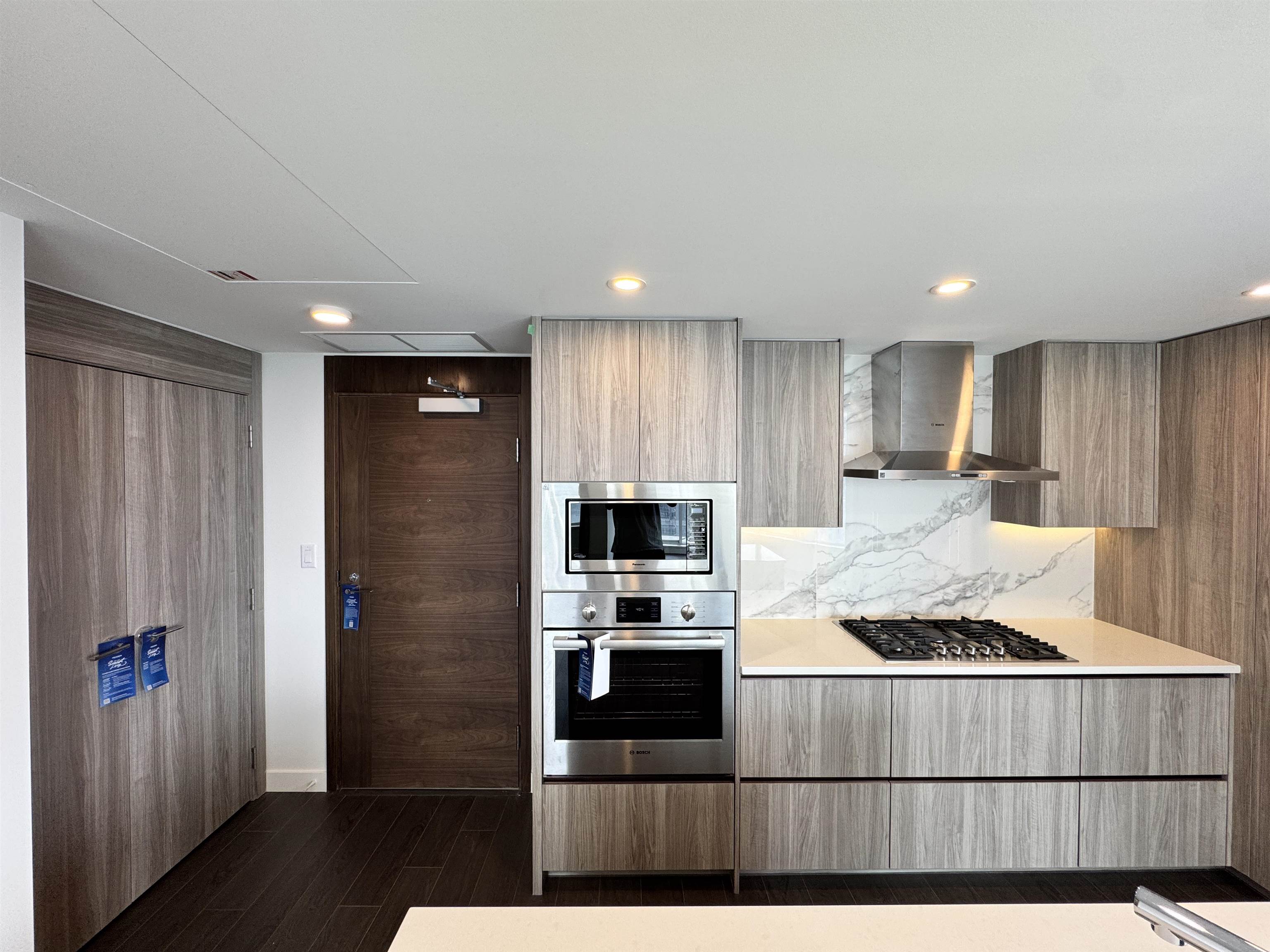 2708 13768 100 AVENUE, R3167073, BC,