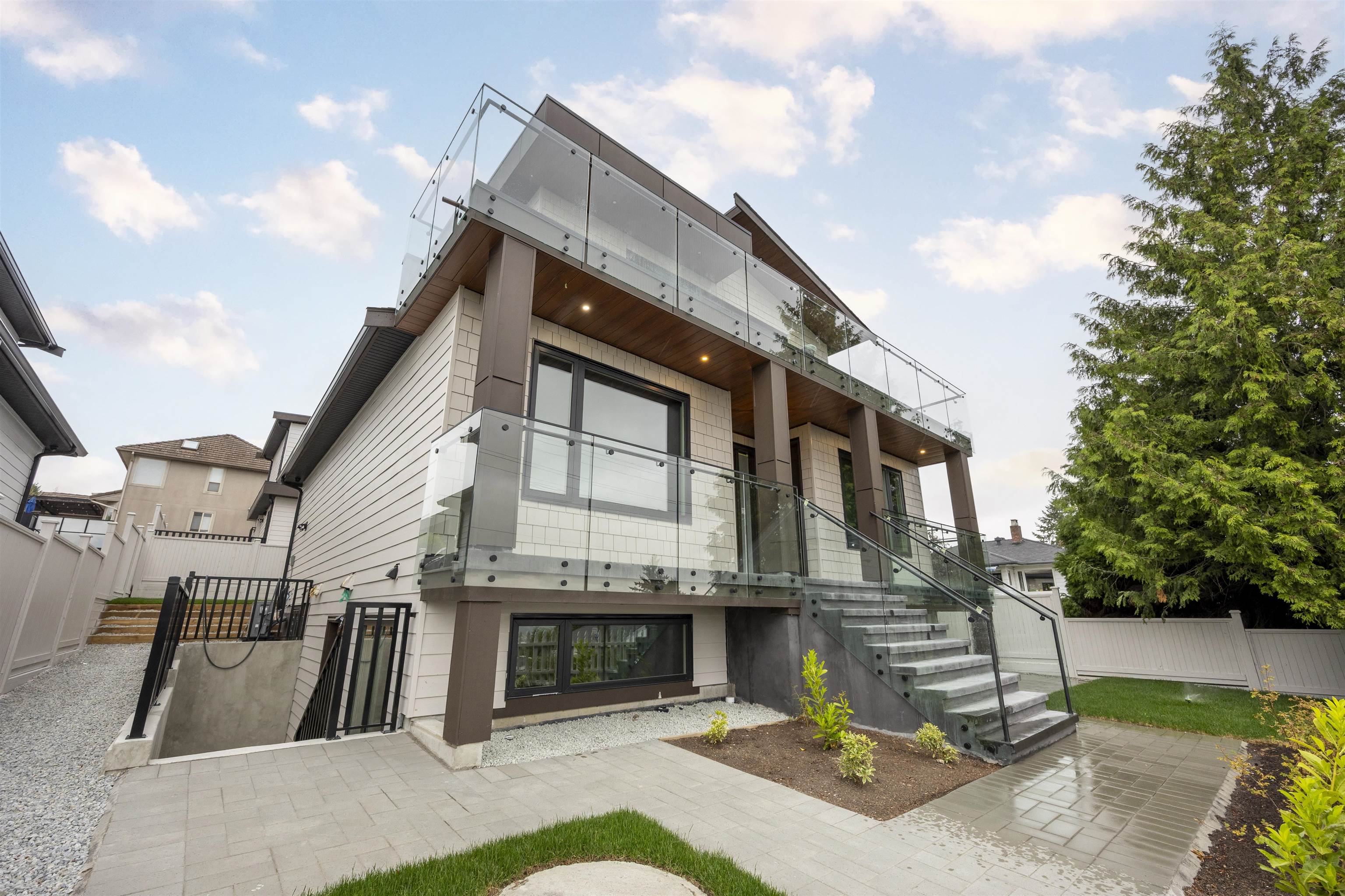 217 E EIGHTH AVENUE, New Westminster BC V3L 4K1, R3167079, BC,