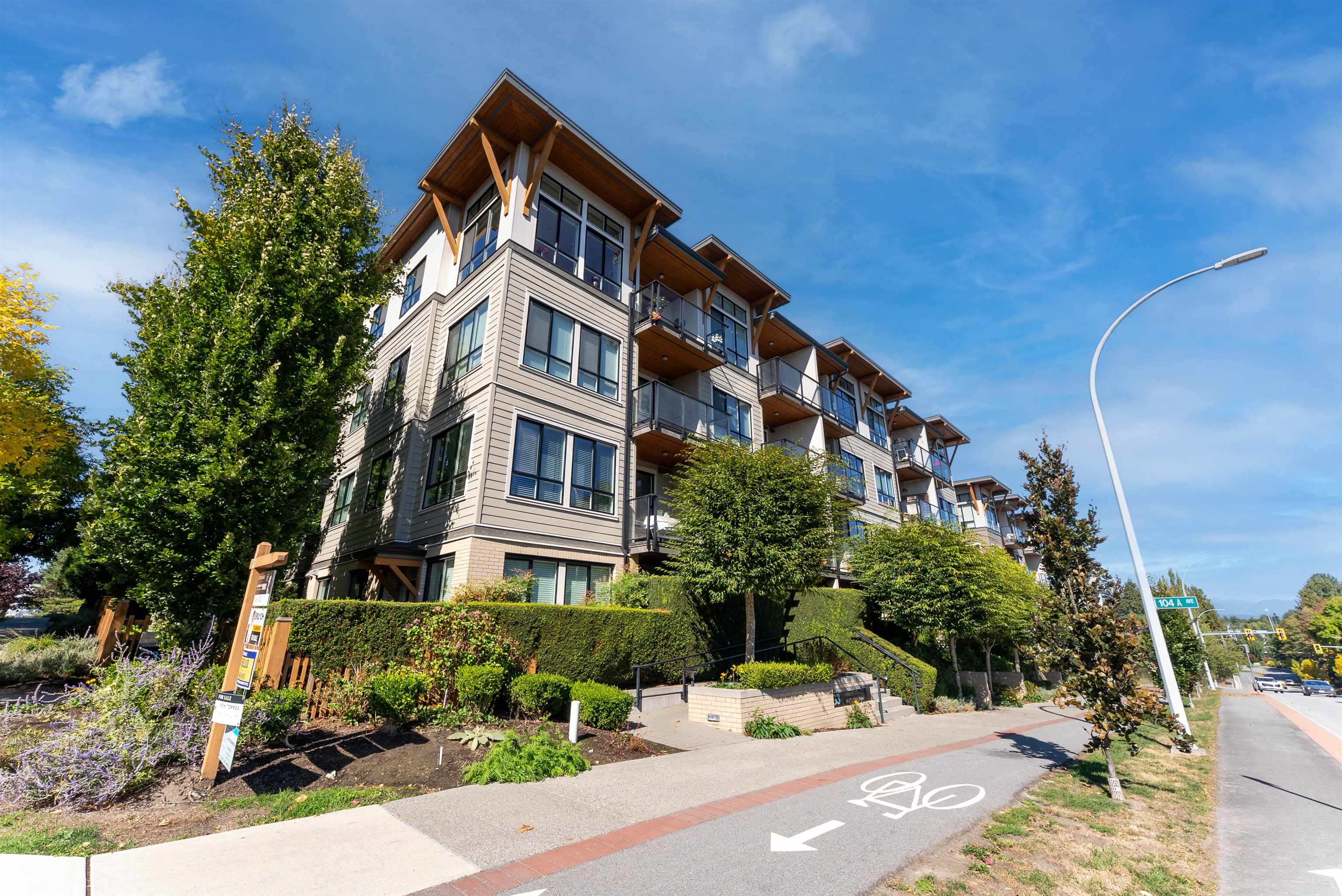 401 10455 154 STREET, R3167166, BC,