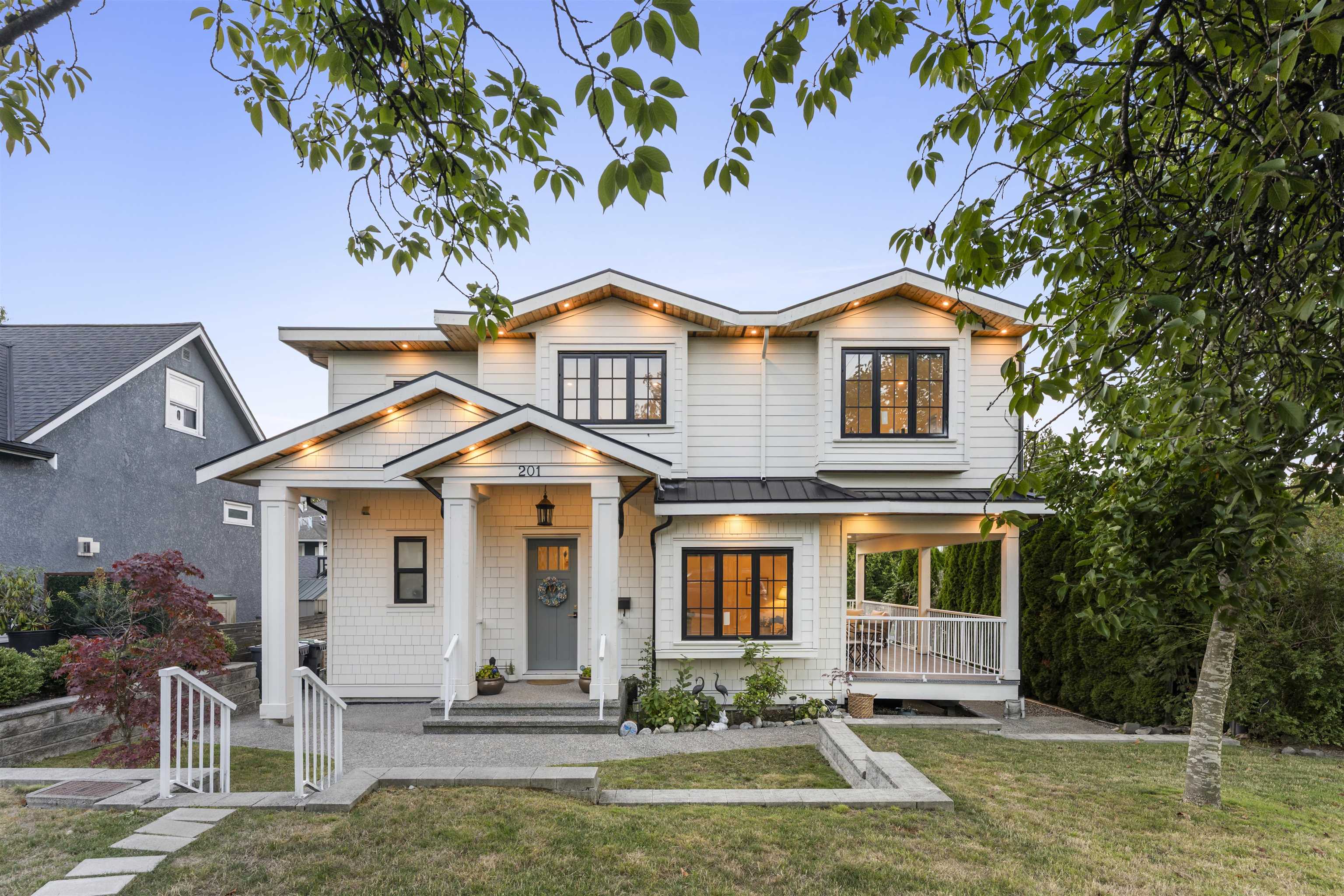 201 OSBORNE AVENUE, New Westminster BC V3L 1Y7, R3167271, BC,
