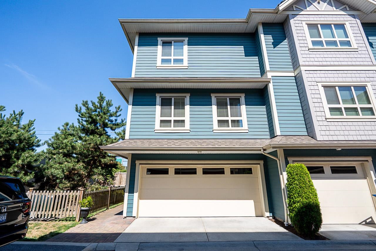32 843 EWEN AVENUE, R3167382, BC,