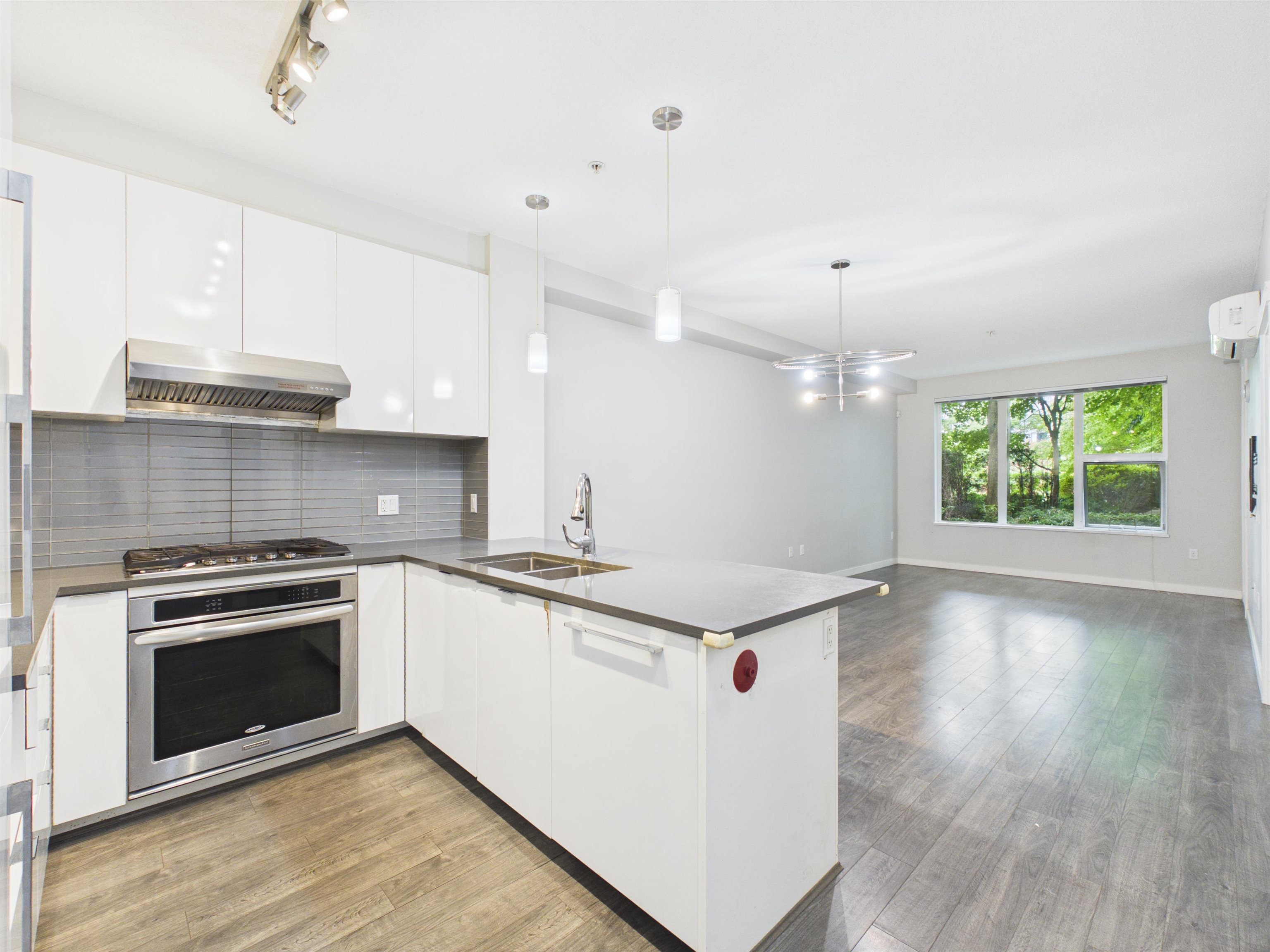 118 9399 ALEXANDRA ROAD, R3167441, BC,