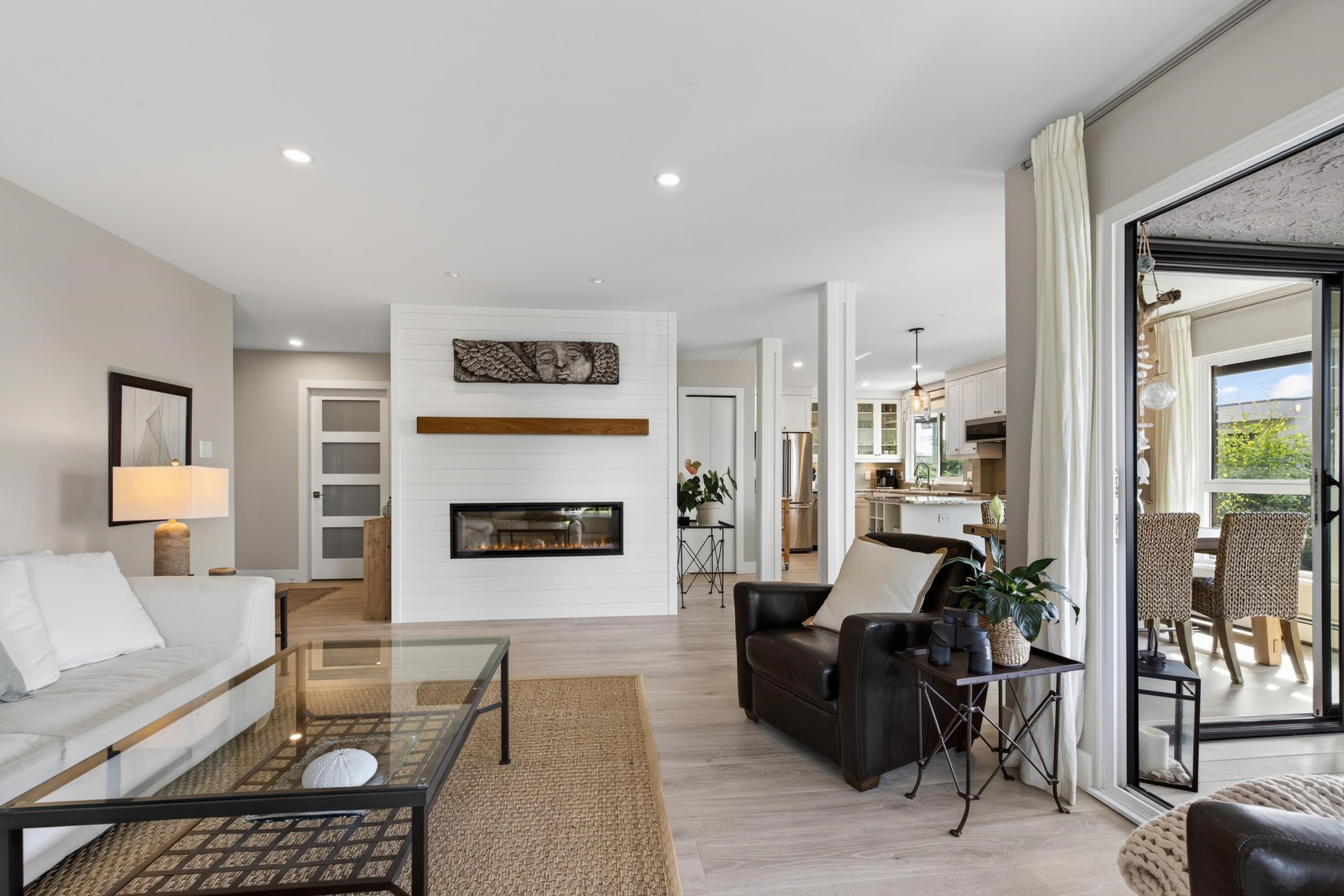 302 1290 MARTIN STREET, R3167527, BC,