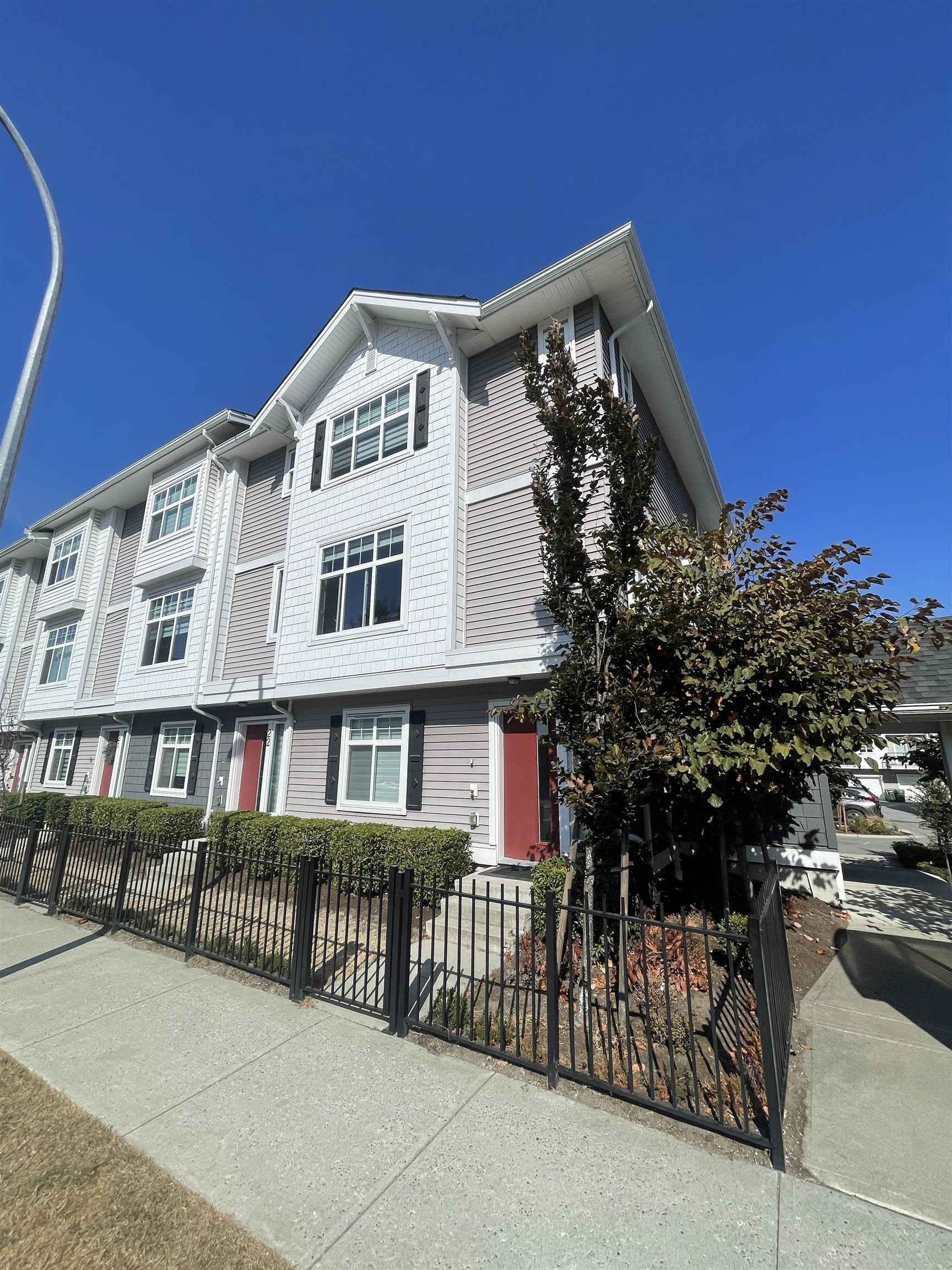 23 2033 MCKENZIE ROAD, R3167651, BC,