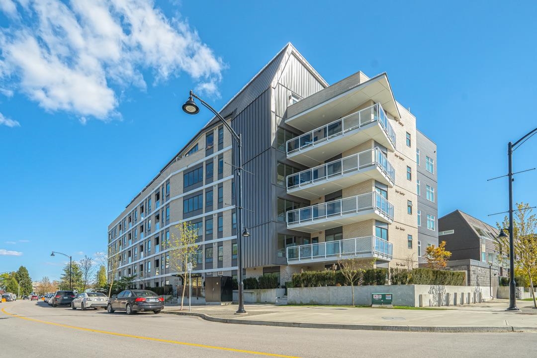 303 22226 BROWN AVENUE, R3167667, BC,