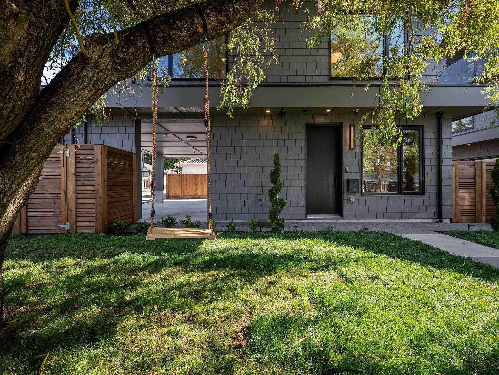 2866 SEMLIN DRIVE, Vancouver BC V5N 2C5, R3167766, BC,