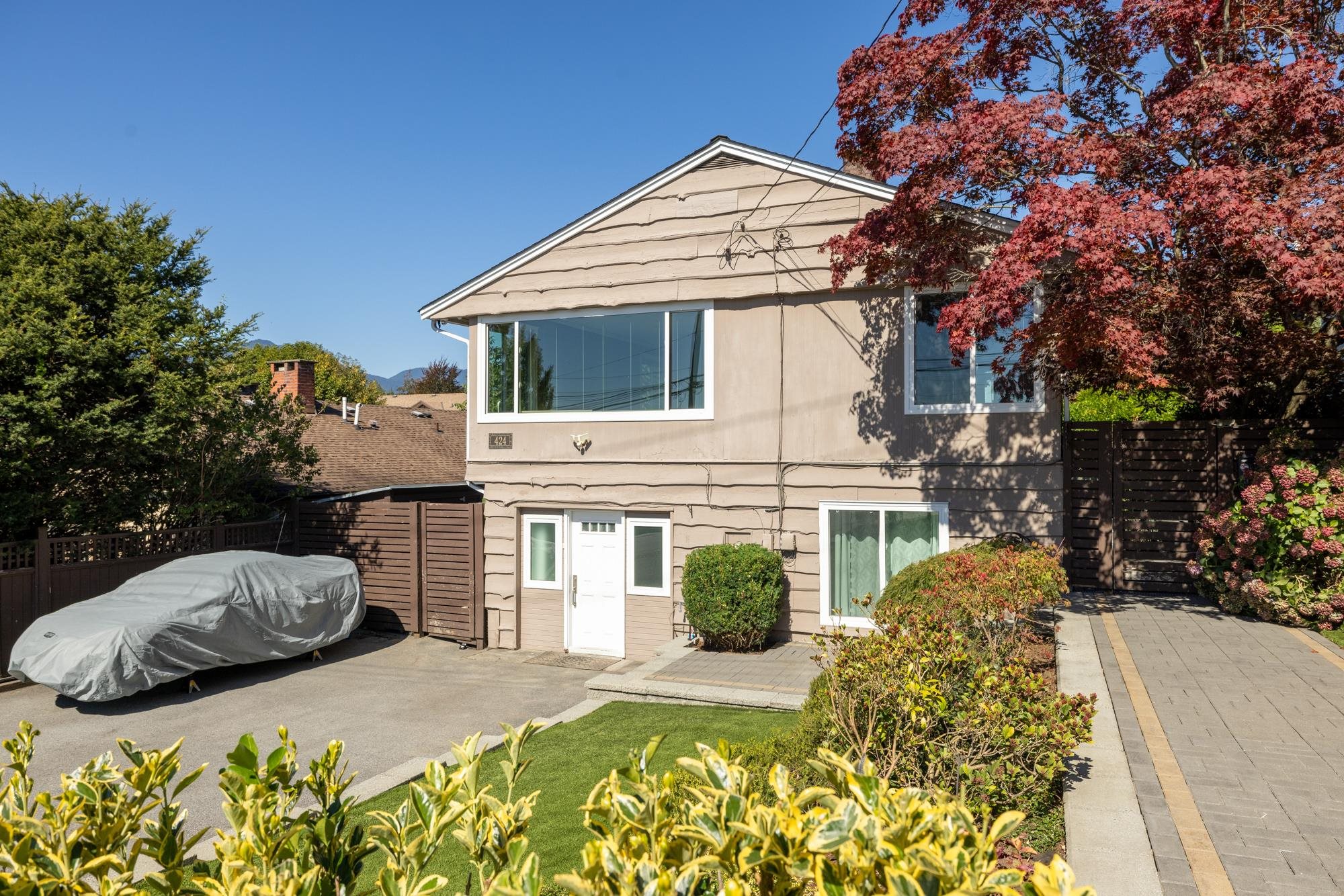 424 W QUEENS ROAD, North Vancouver BC V7N 2K7, R3167910, BC,