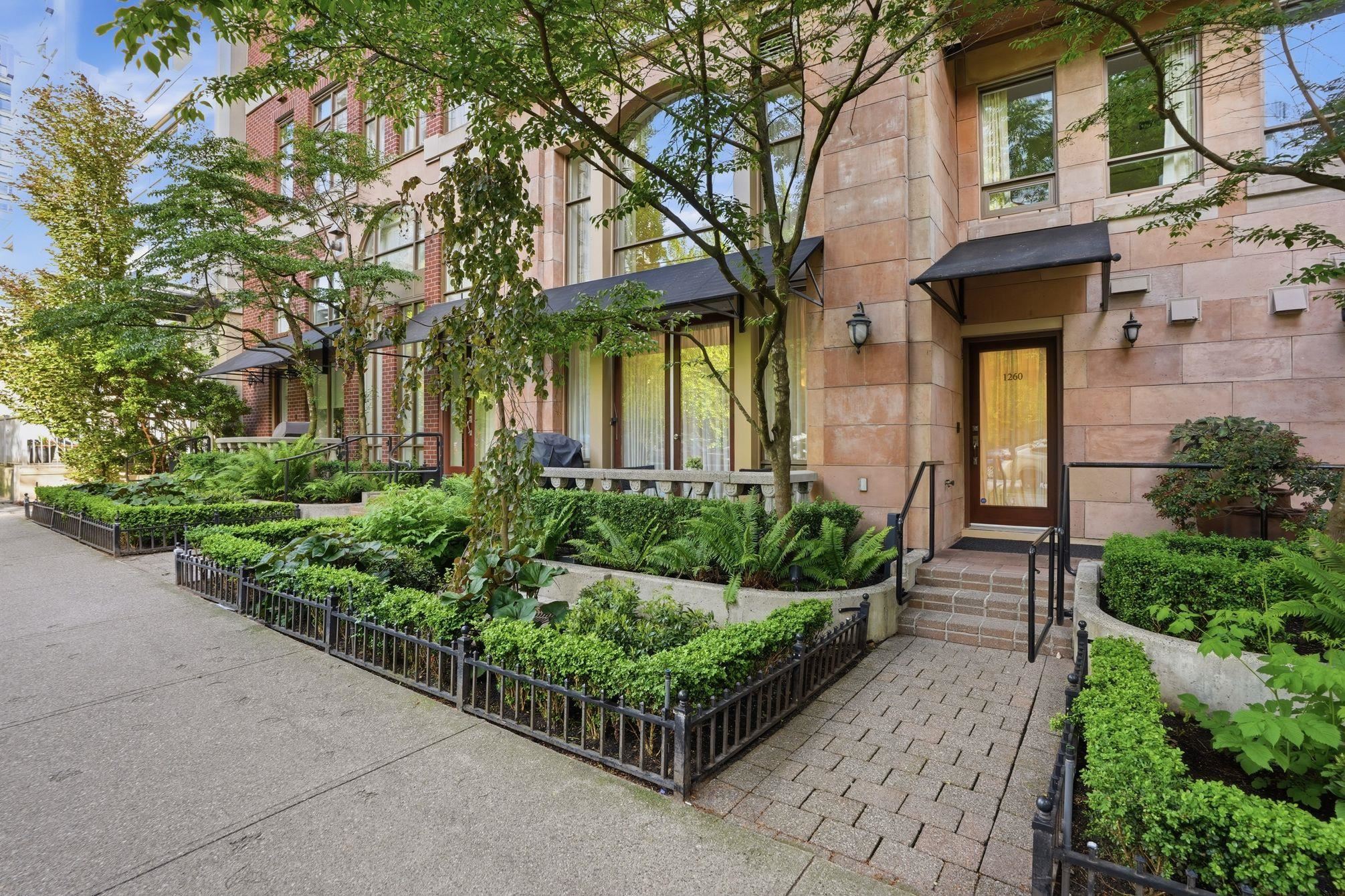 1260 RICHARDS STREET, Vancouver BC V6B 3G2, R3167920, BC,