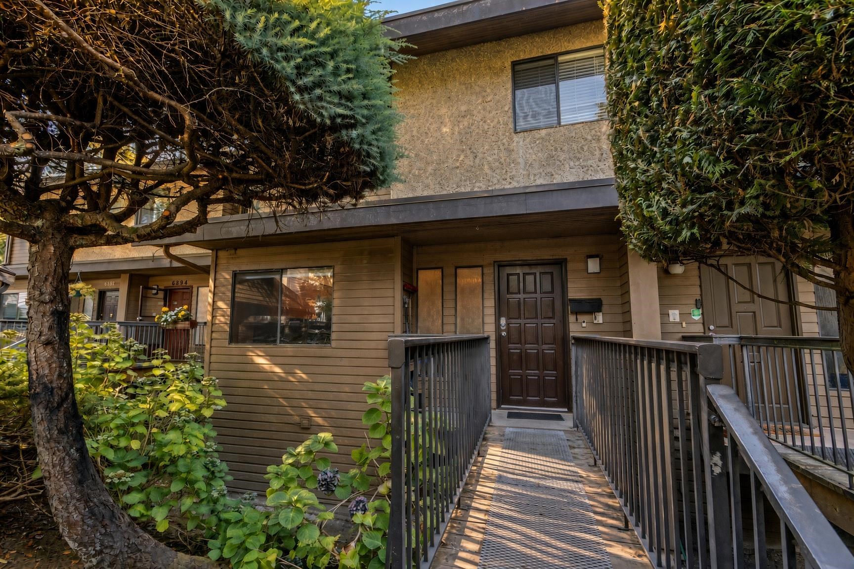 6890 BEECHCLIFFE DRIVE, Burnaby BC V5B 4R3, R3167978, BC,