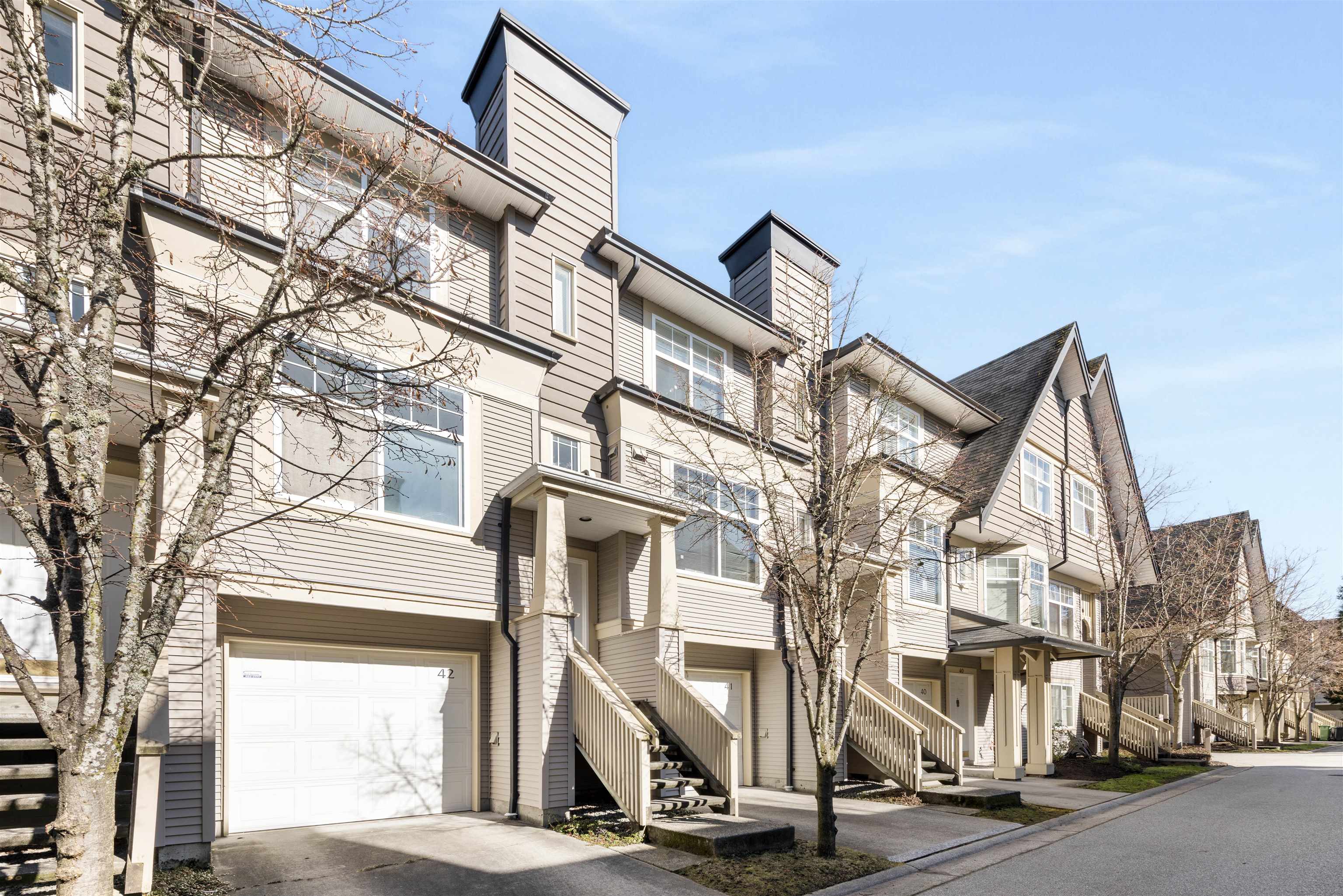 42 3711 ROBSON COURT, R3167998, BC,