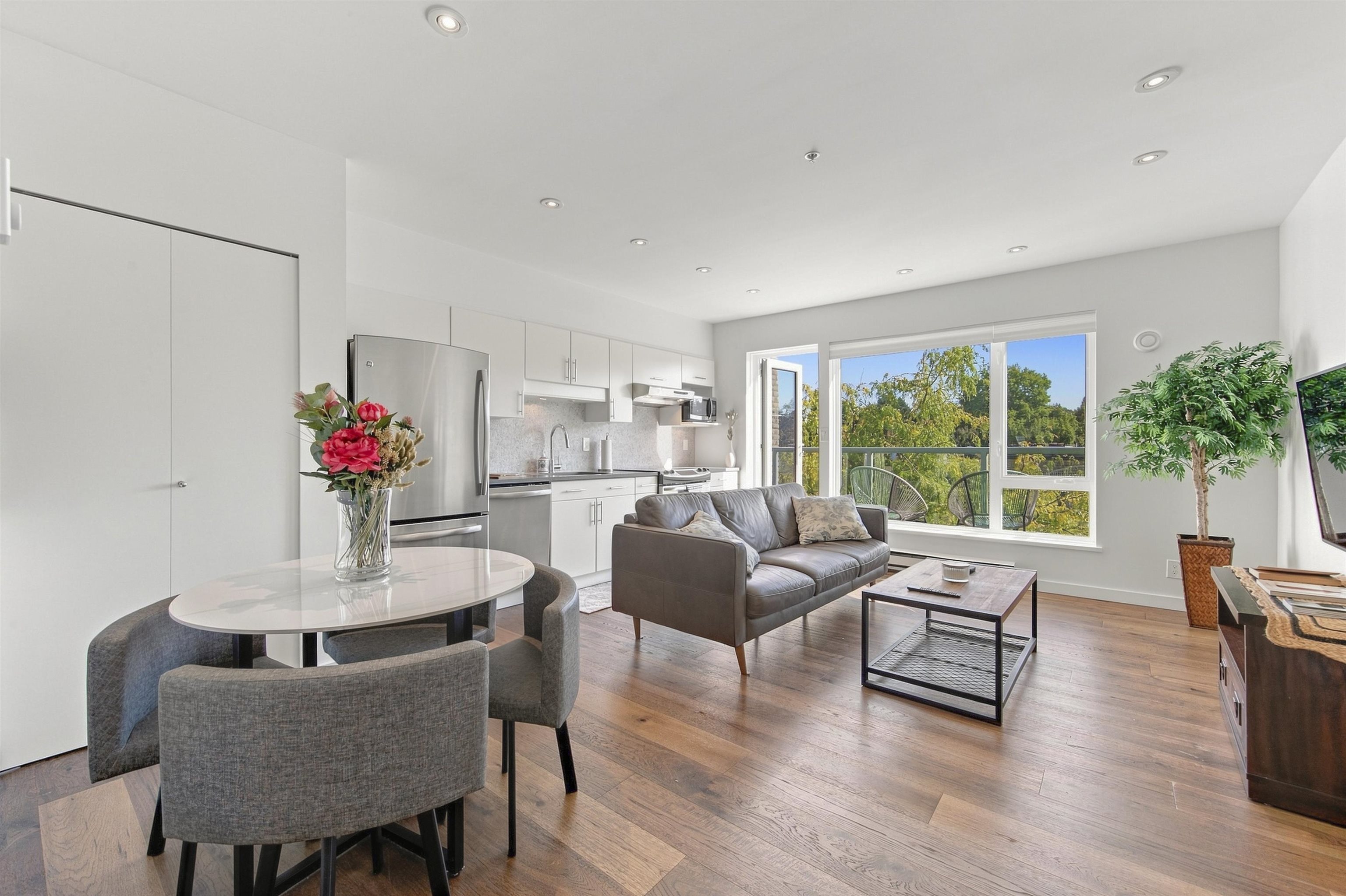406 1688 CYPRESS STREET STREET, R3168196, BC,