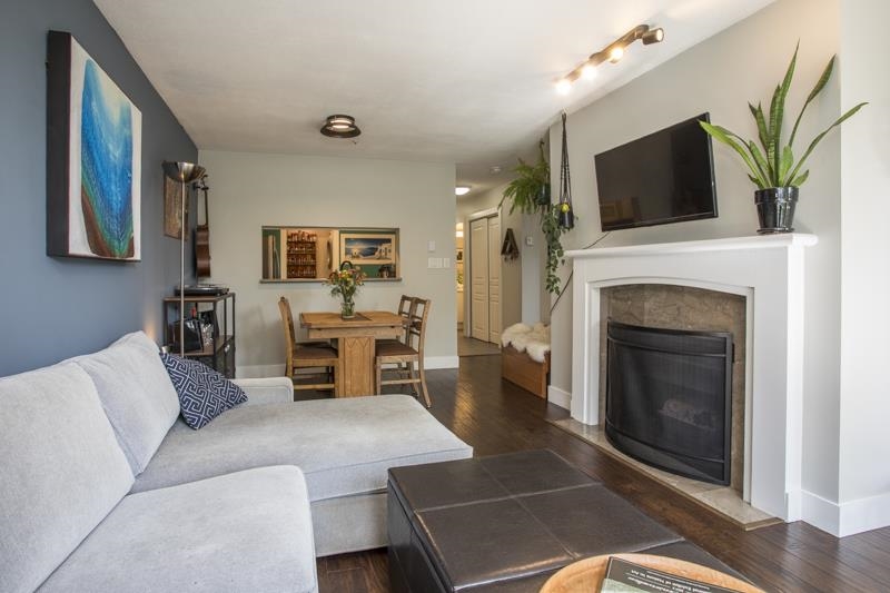 211 8460 JELLICOE STREET, R3168245, BC,