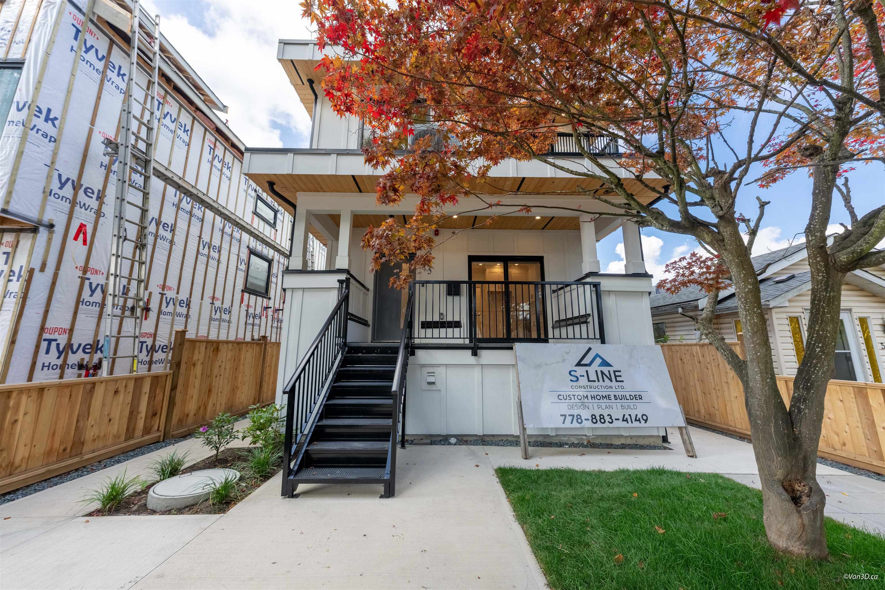 2 5385 EARLES STREET, R3168323, BC,
