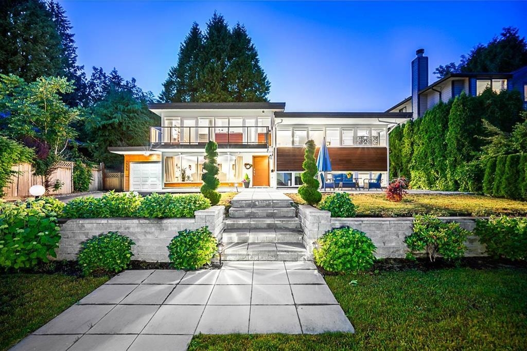 1555 LAWSON AVENUE, West Vancouver BC V7V 2C8, R3168360, BC,