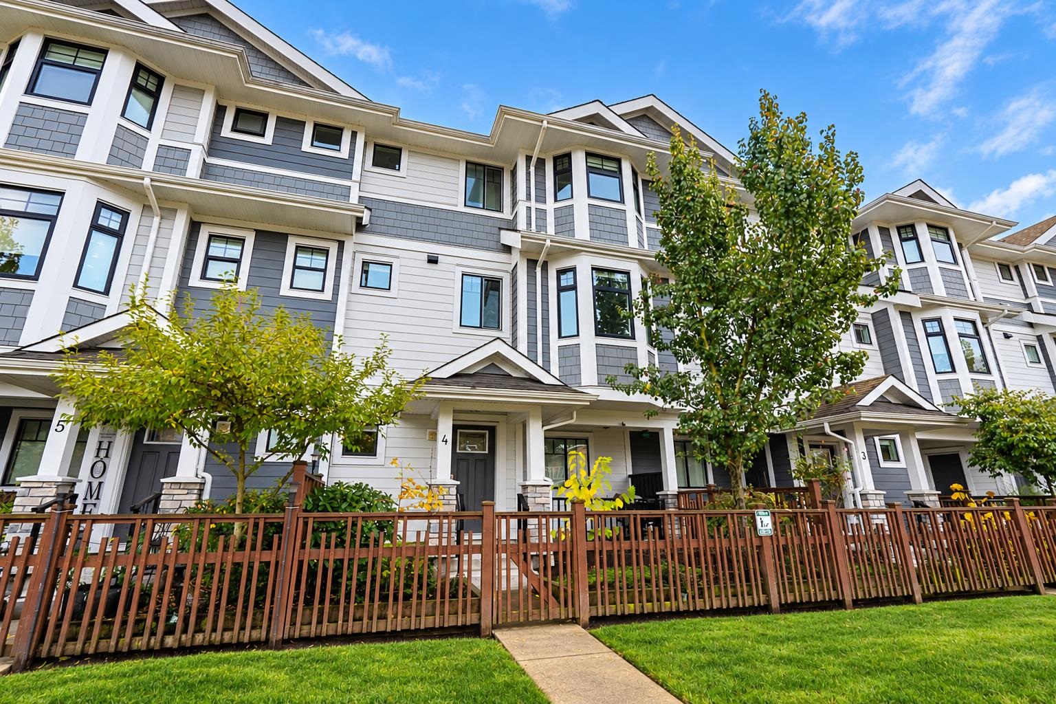 4 189 WOOD STREET, R3168374, BC,