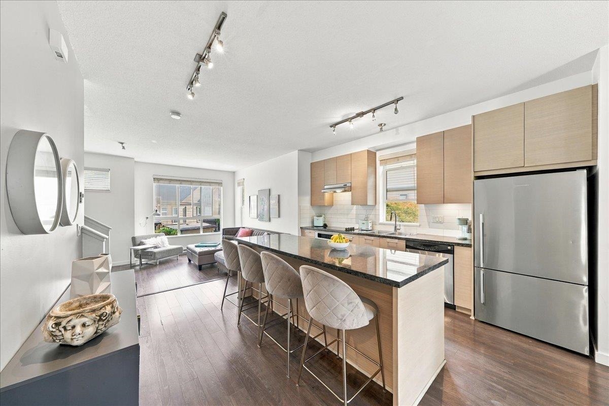 51 10489 DELSOM CRESCENT, R3168397, BC,