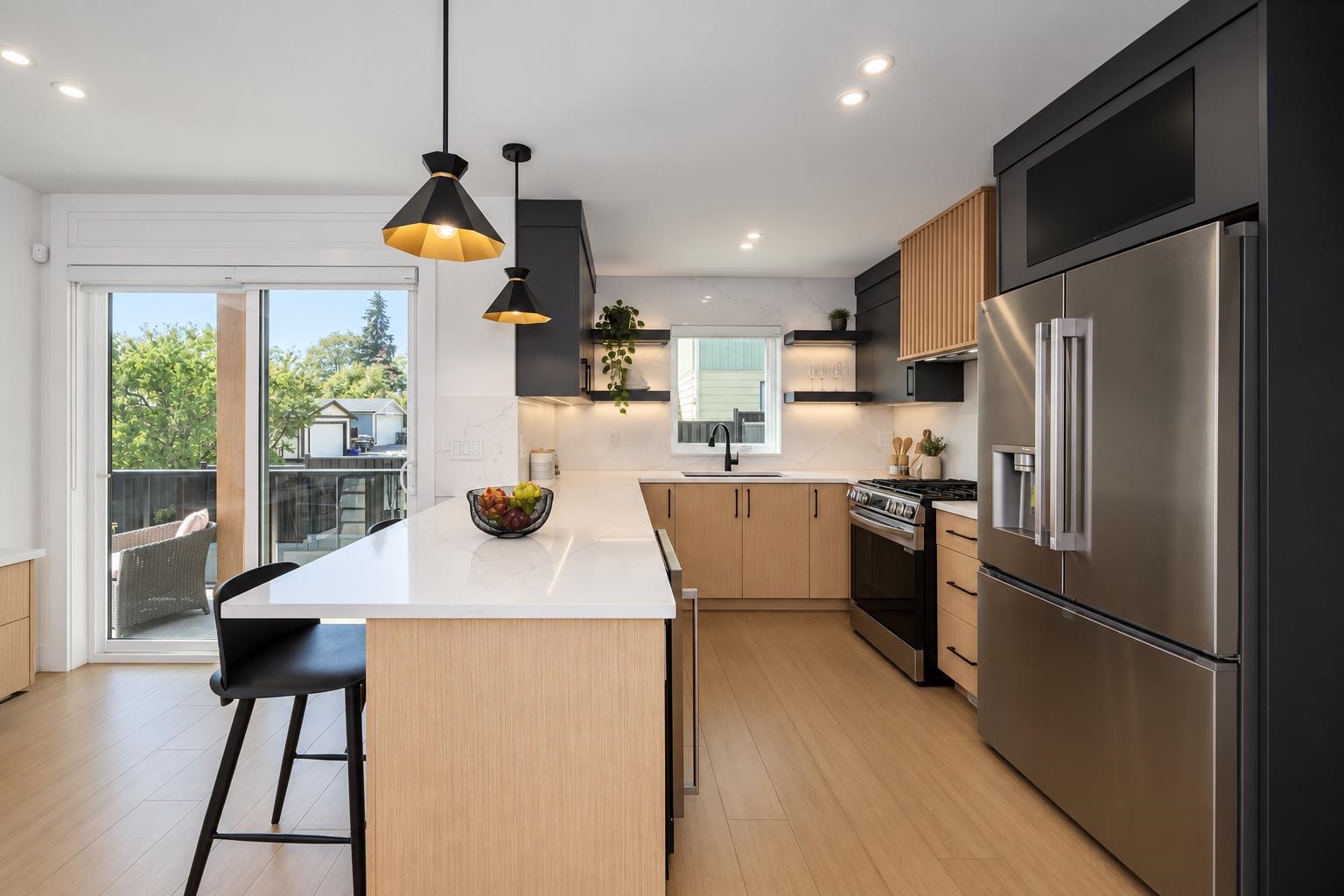 104 314 NELSON STREET, R3168423, BC,