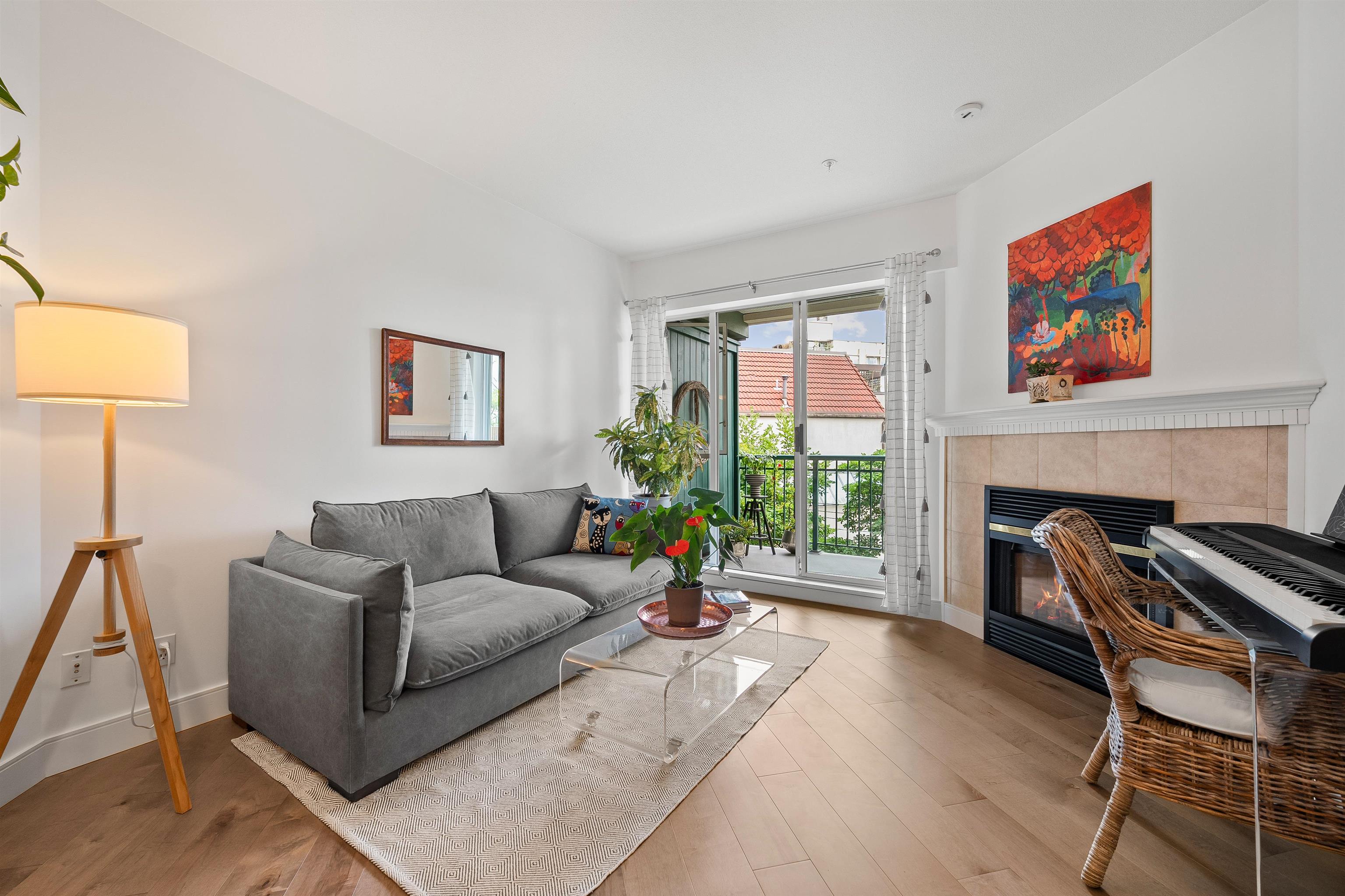 304 1928 NELSON STREET, R3168437, BC,