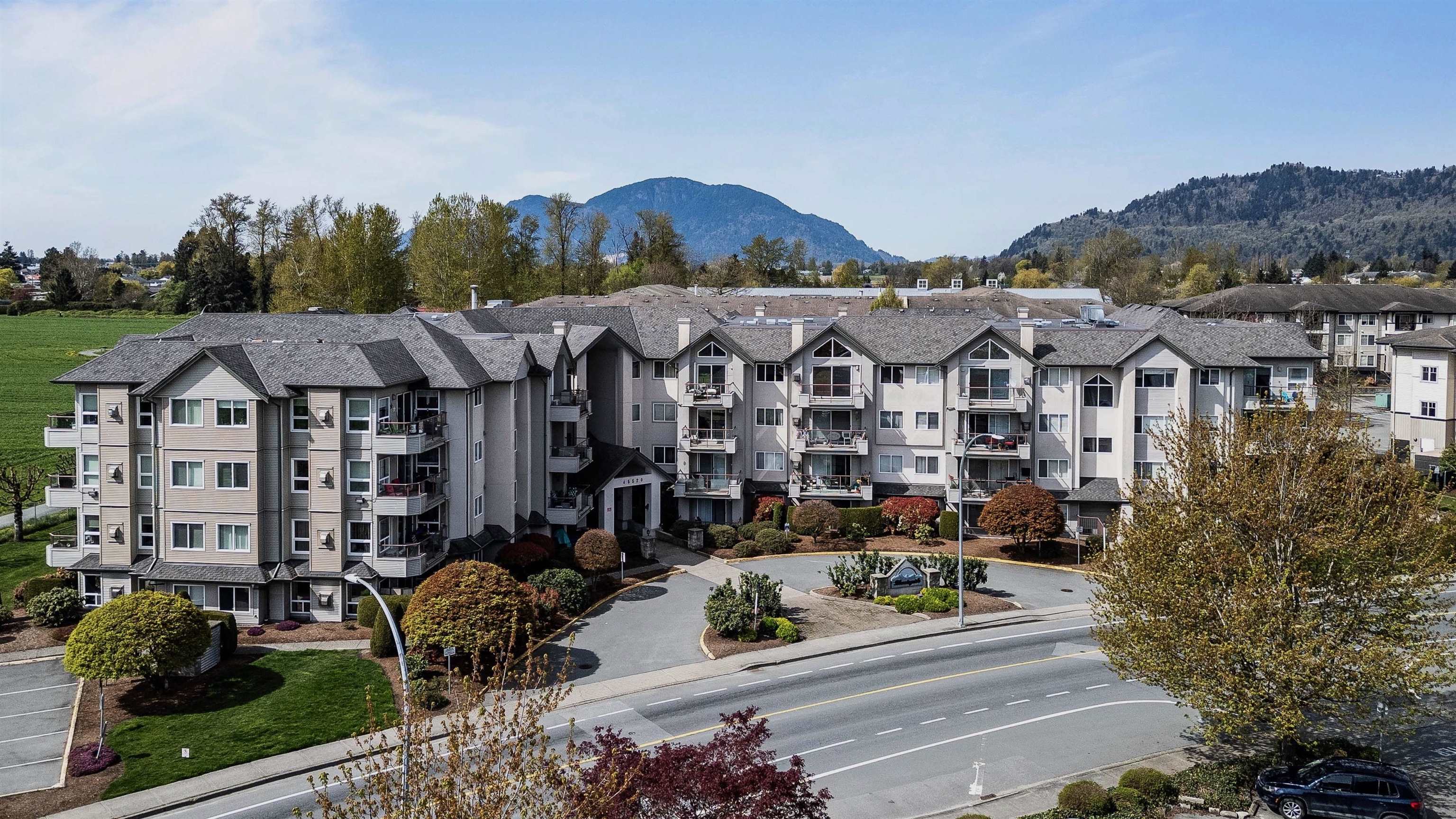 304 45520 KNIGHT ROAD, R3168720, BC,