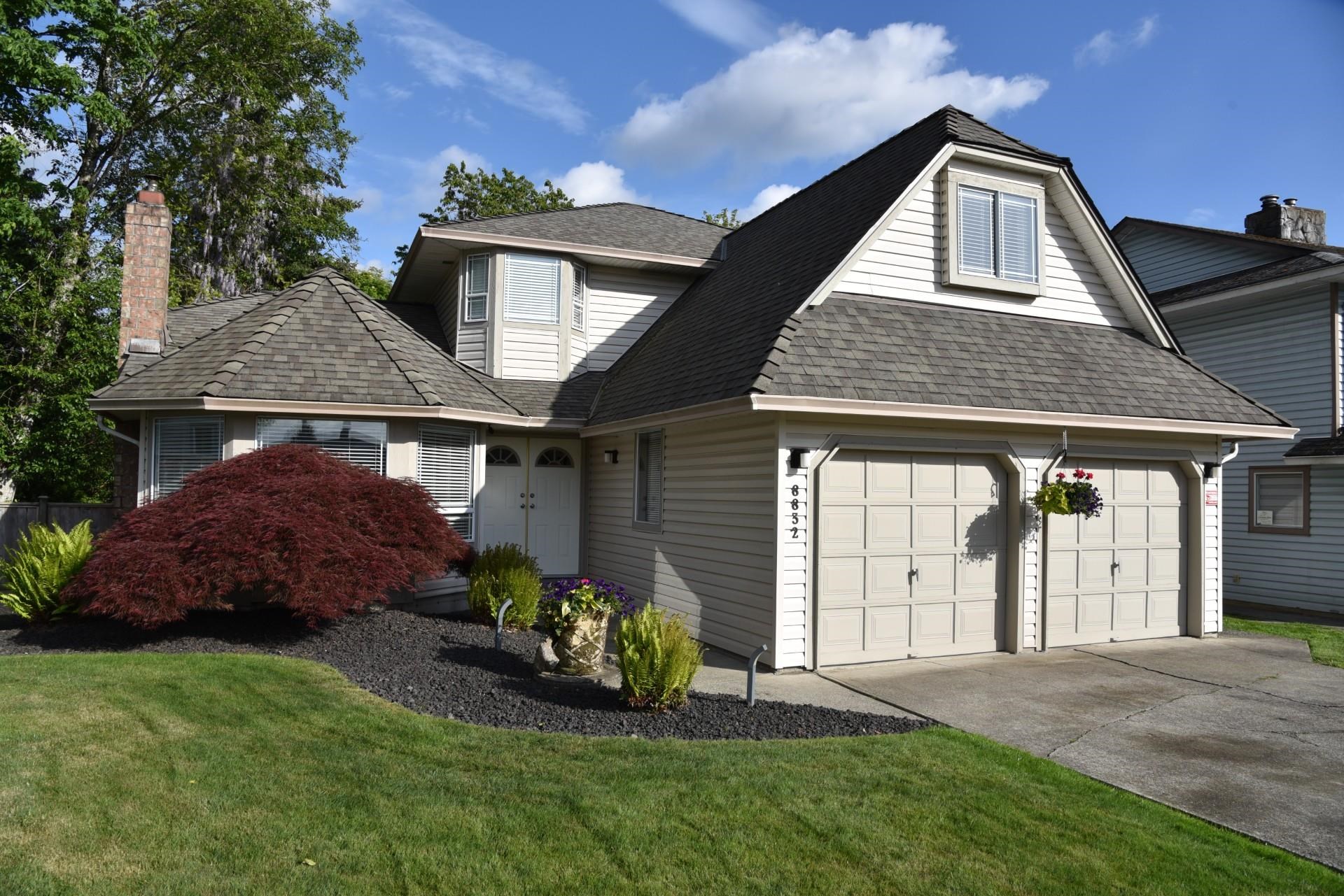 8832 143 STREET, Surrey BC V3V 7T2, R3168786, BC,