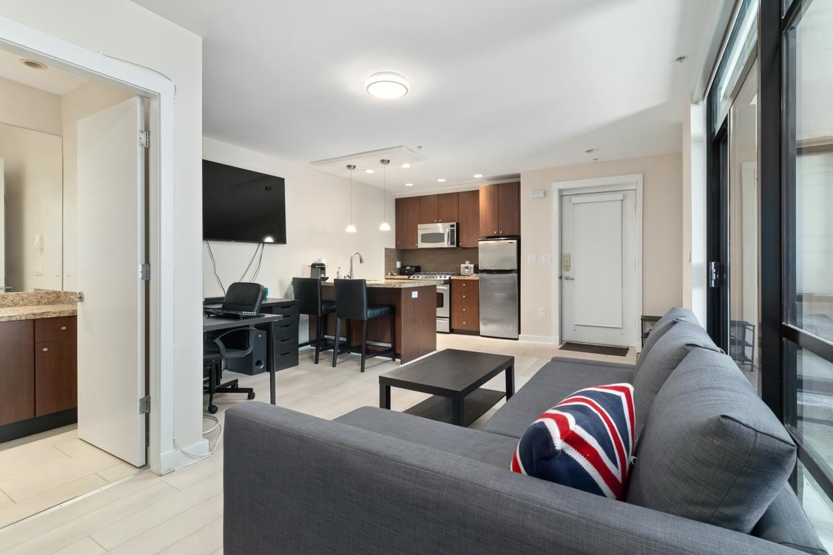 22 1863 WESBROOK MALL, R3168896, BC,