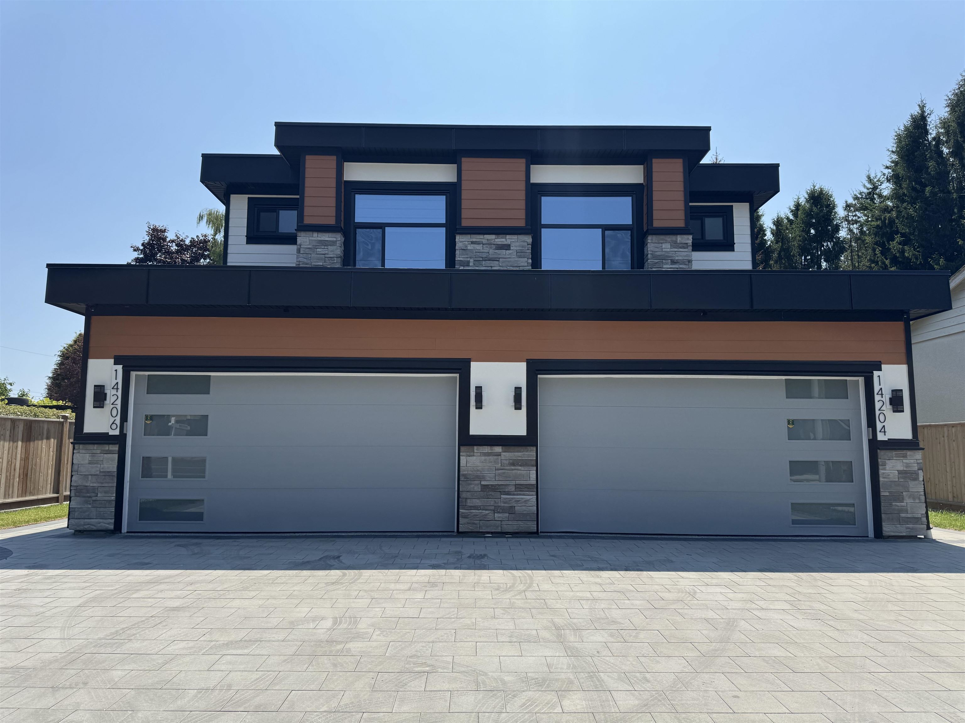14204 NORTH BLUFF ROAD, White Rock BC V4B 3C4, R3169027, BC,