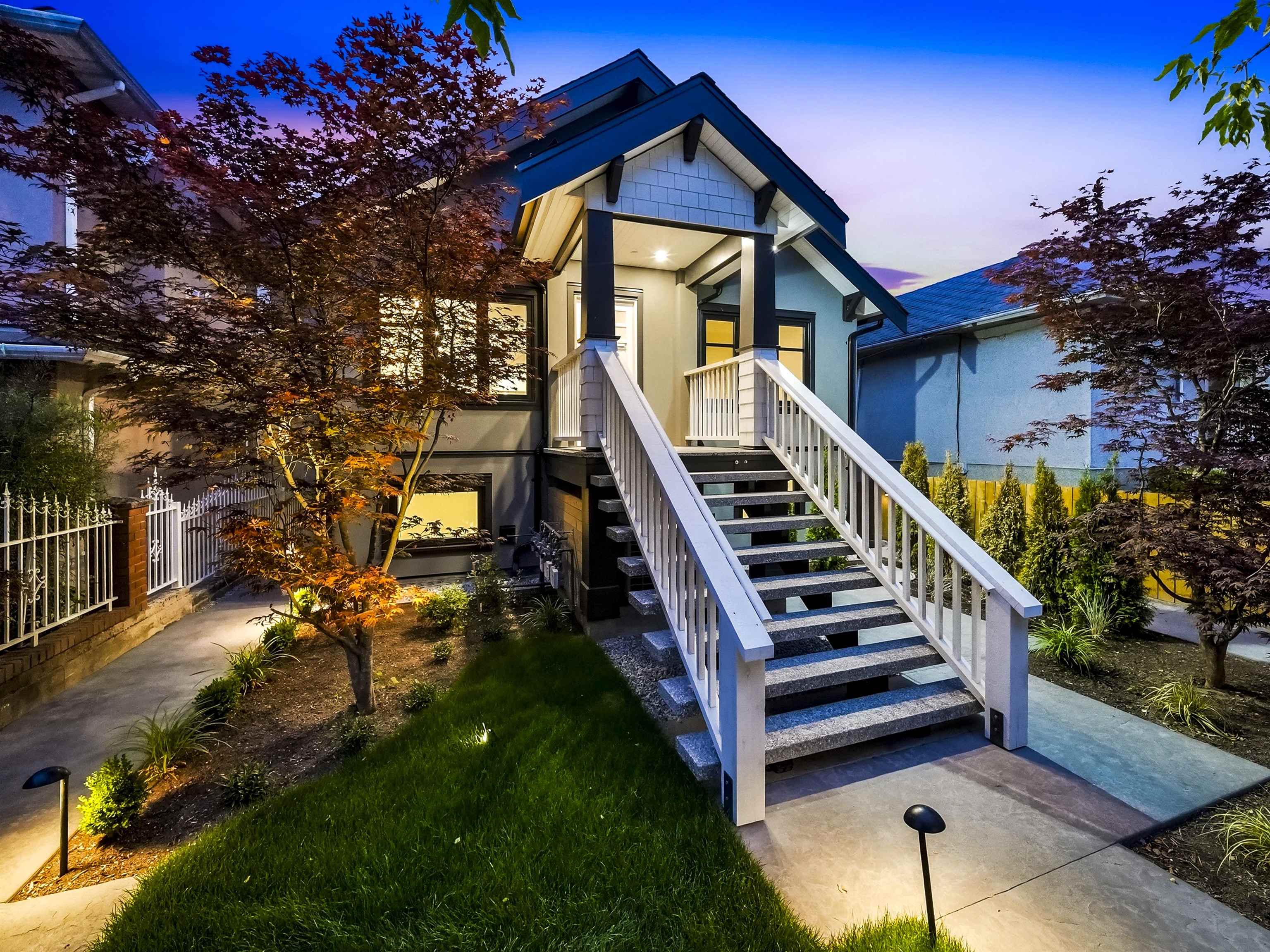 1 2339 PARKER STREET, R3169082, BC,
