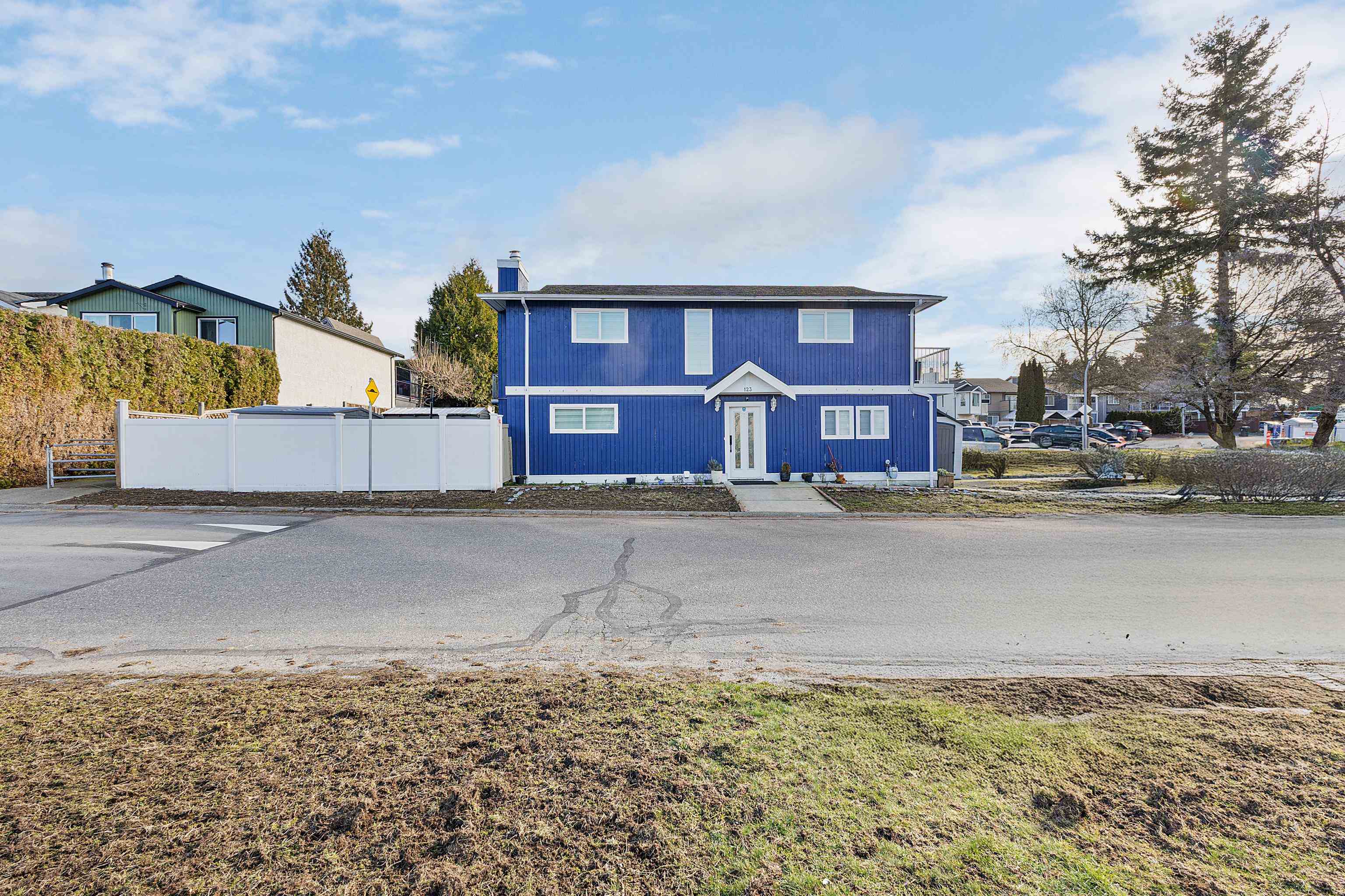 123 SPRINGFIELD DRIVE, Langley BC V4W 3K6, R3169161, BC,