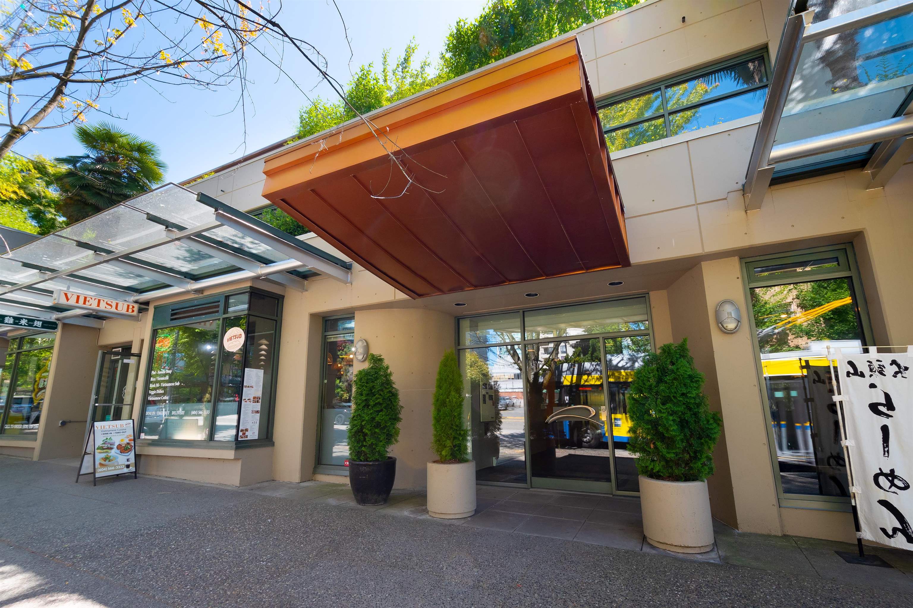 202 1688 ROBSON STREET, R3169218, BC,