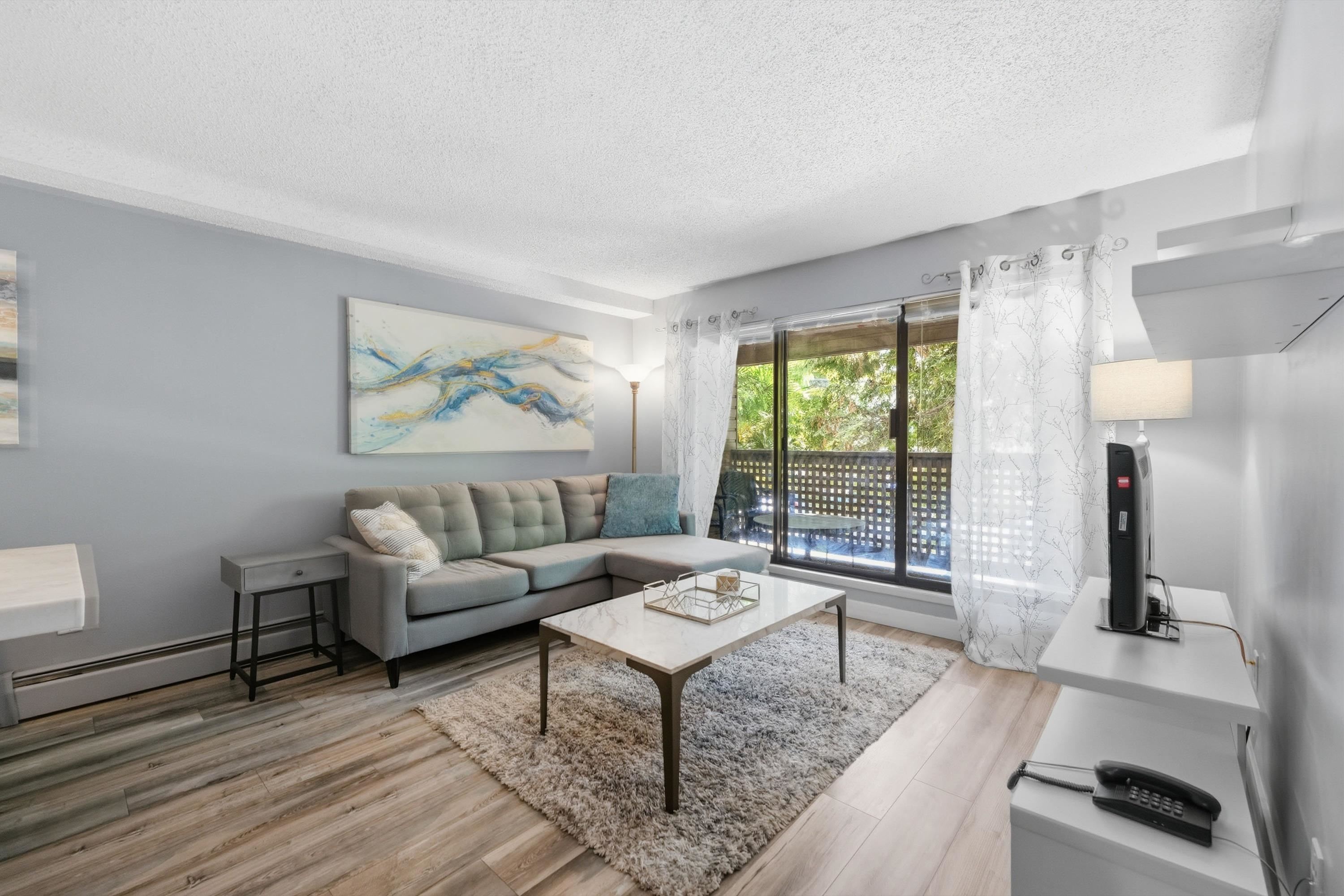 106 423 AGNES STREET, R3169224, BC,