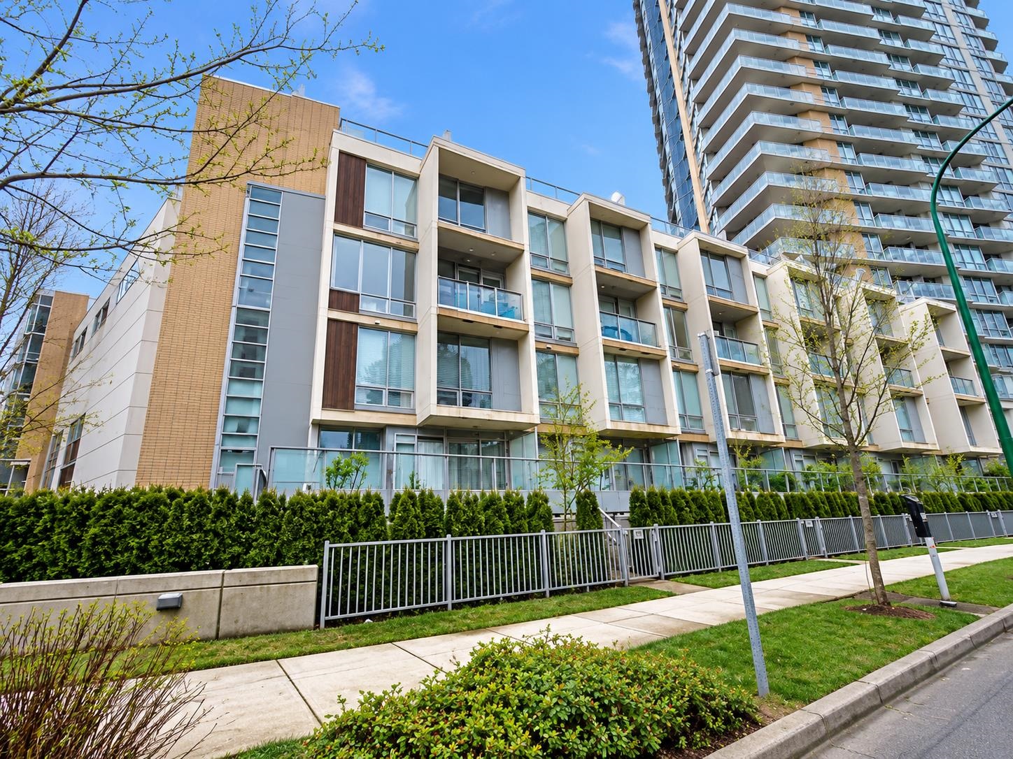 210 4808 HAZEL STREET, R3169232, BC,
