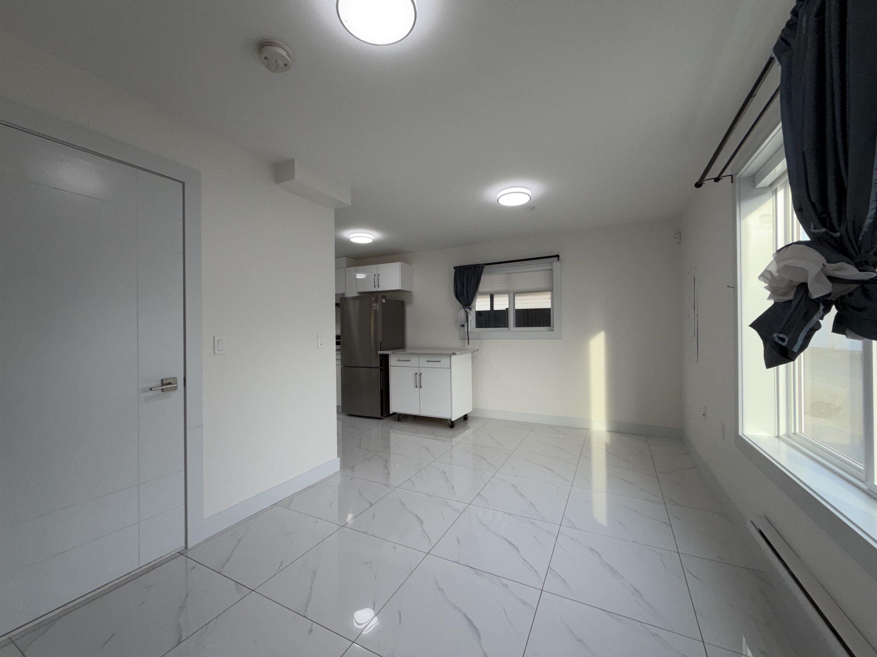3 1052 E 50TH AVENUE, R3169289, BC,