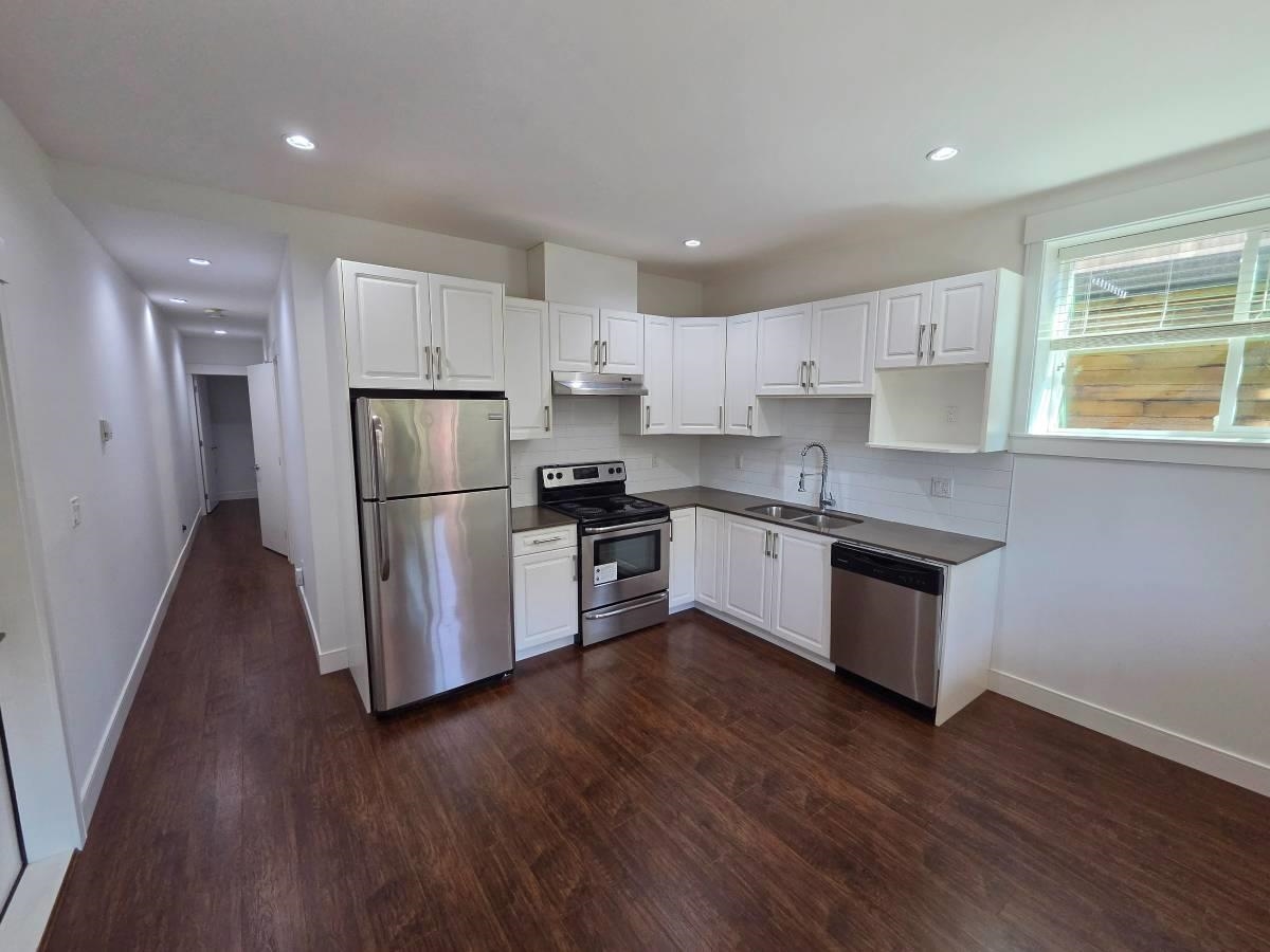 Lower 726 DELESTRE AVENUE, R3169458, BC,