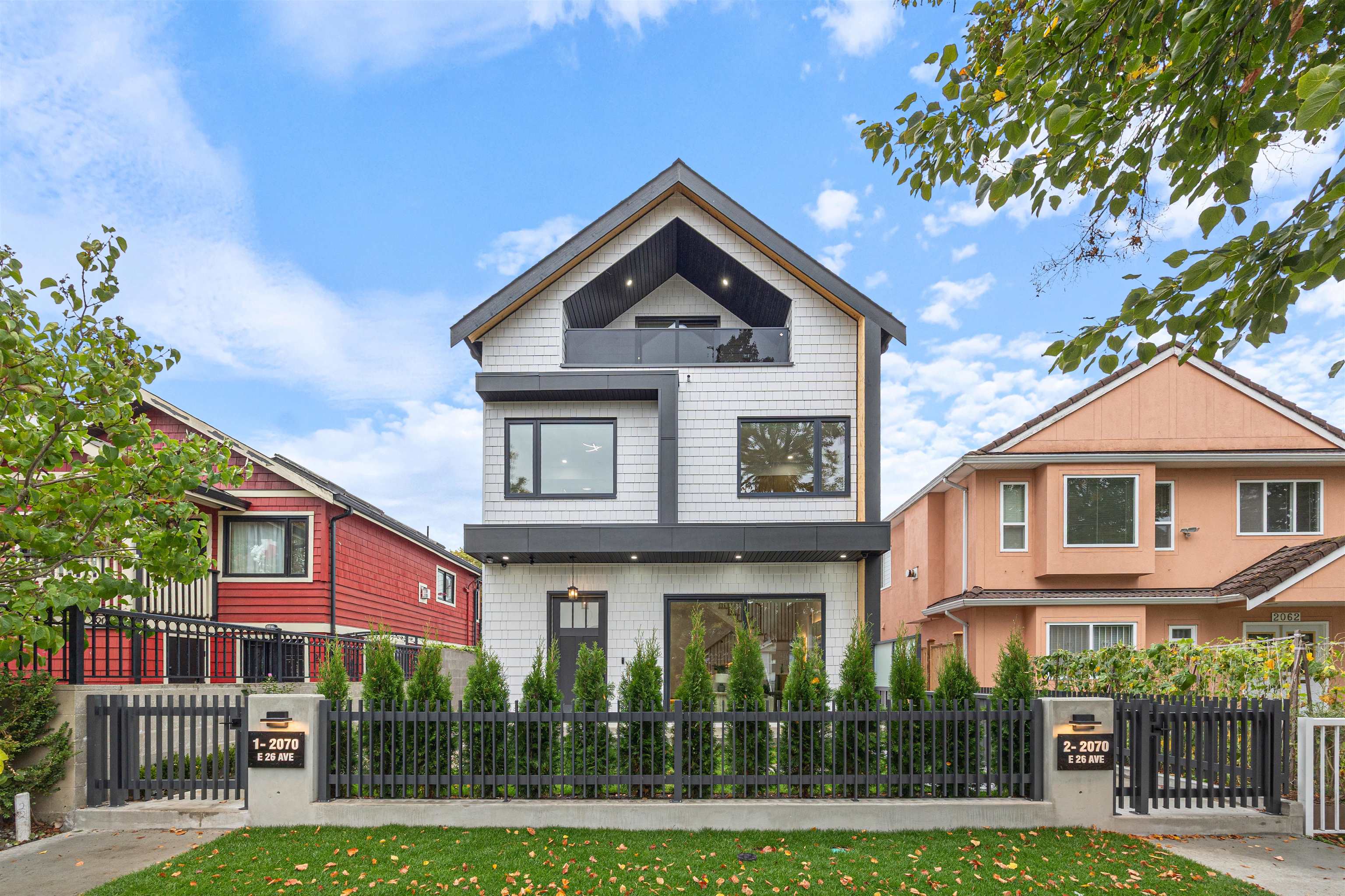 1 2070 26TH AVENUE, R3169556, BC,